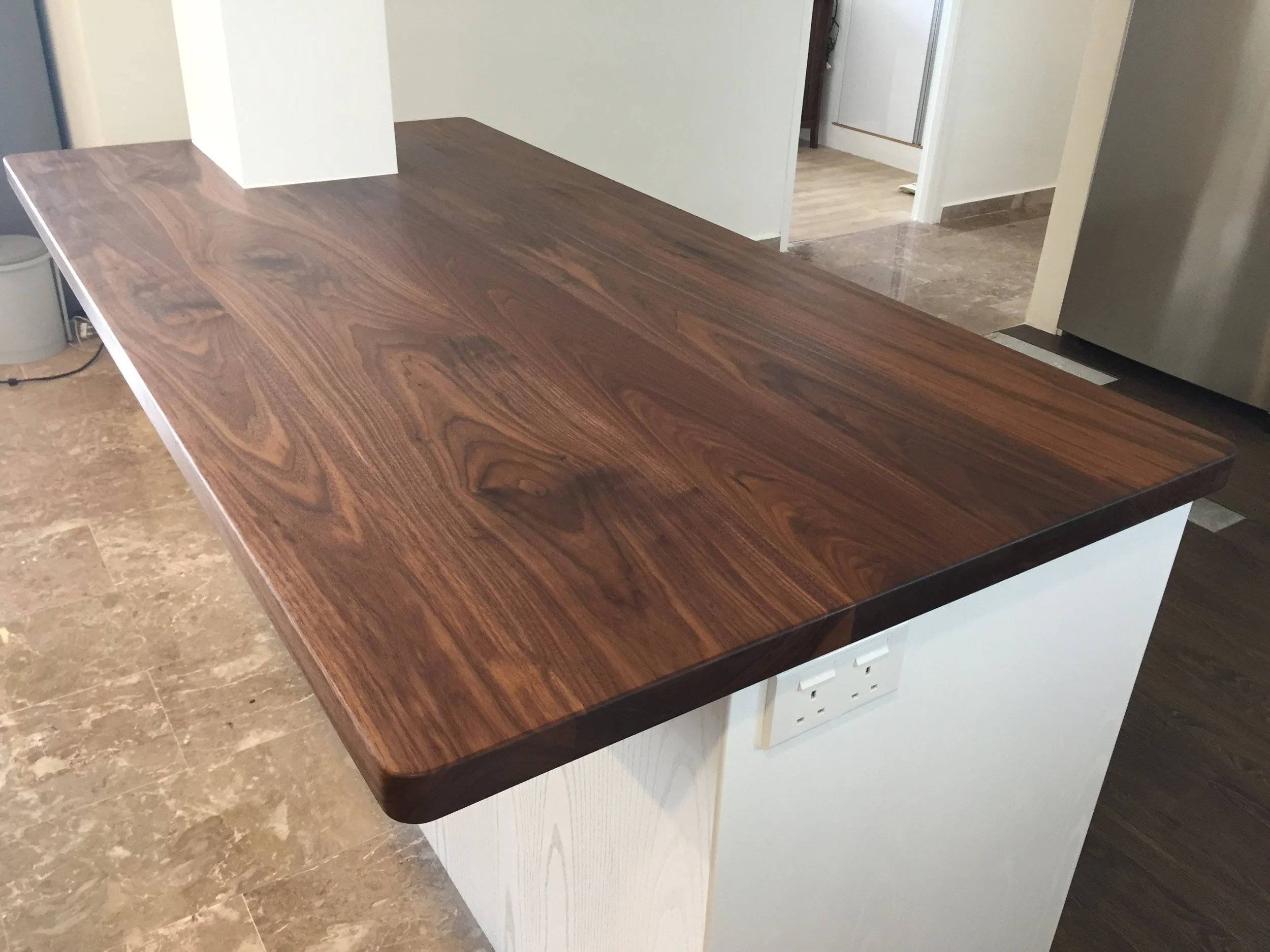 Walnut island top