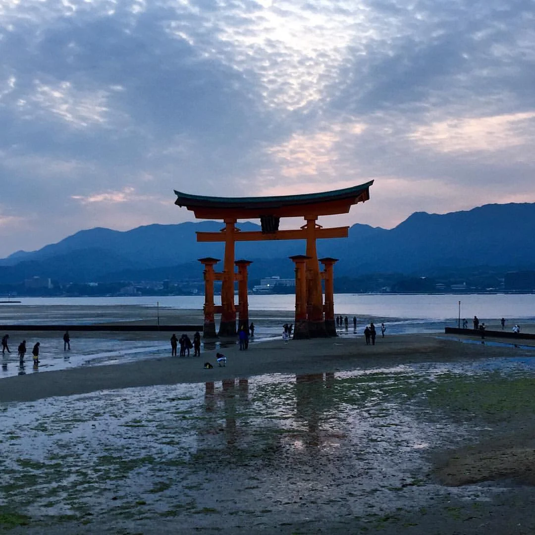 There is a genuine magic to this place that makes Japan unlike anywhere else in the world. It fills the air, the ocean, the sky and earth, and it envelops the soul of those who bear witness to it. #adventure #travel #japan #miyajima #miyajimaisland #floatingtorii #torii #trancend #spiritual #magical #livingthedream #radicaldreamer (at Miyajima Floating Torii)