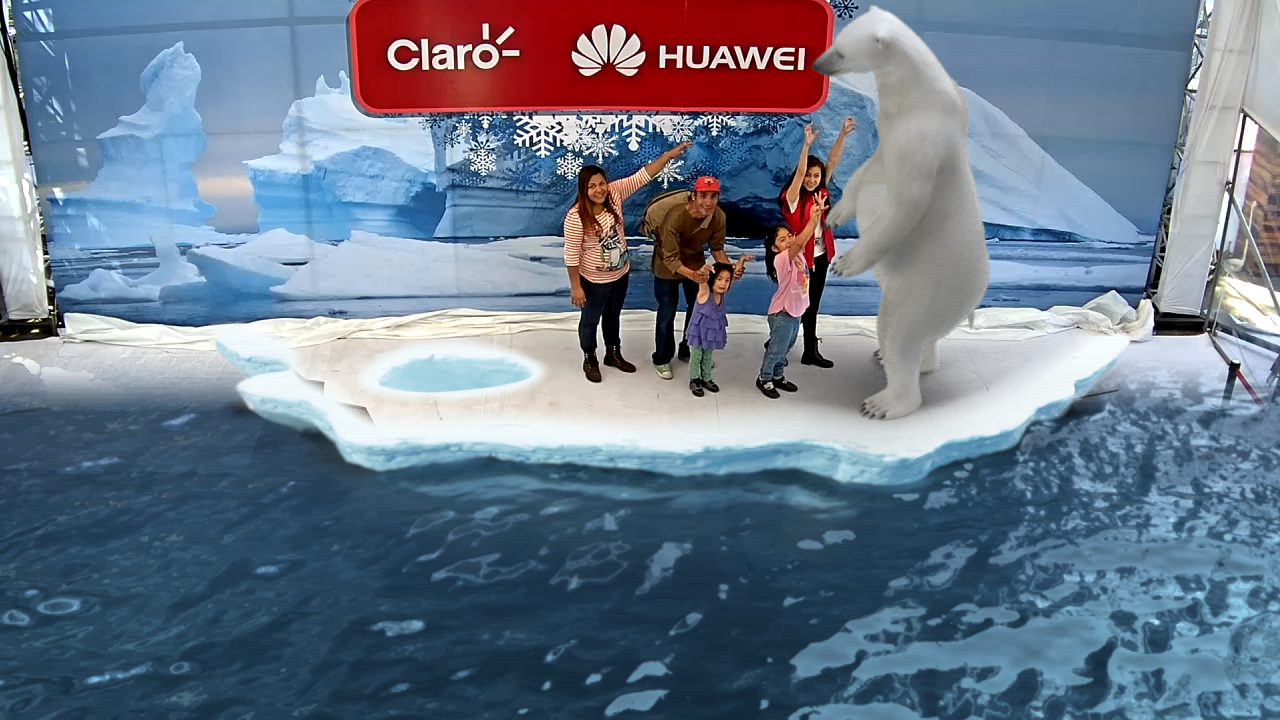 Branded photo taken by INDE's BroadcastAR system at Christmas Festival in Guatemala