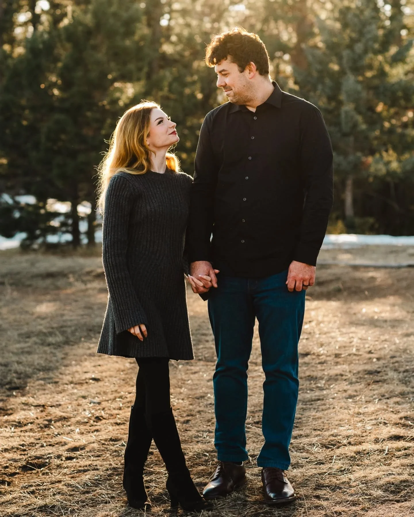 Loving that glowy sunset light and crisp mountain air with these lovebirds 🤍

#coloradoengagement #coloradomountainwedding #denverweddingphotography #denverengagement&nbsp; #boulderphotographer #weddingphotographer #coloradowedding&nbsp; #denverphot