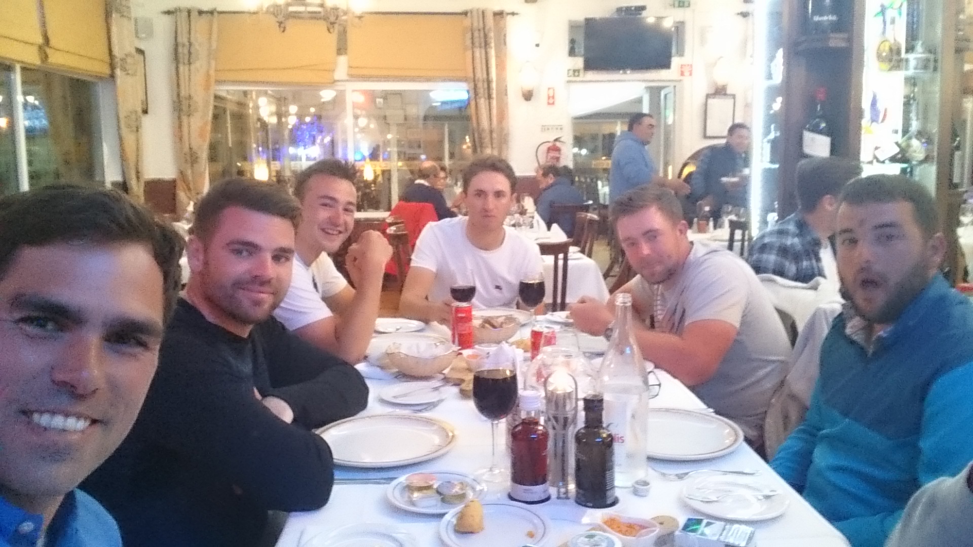 having diner in Altura