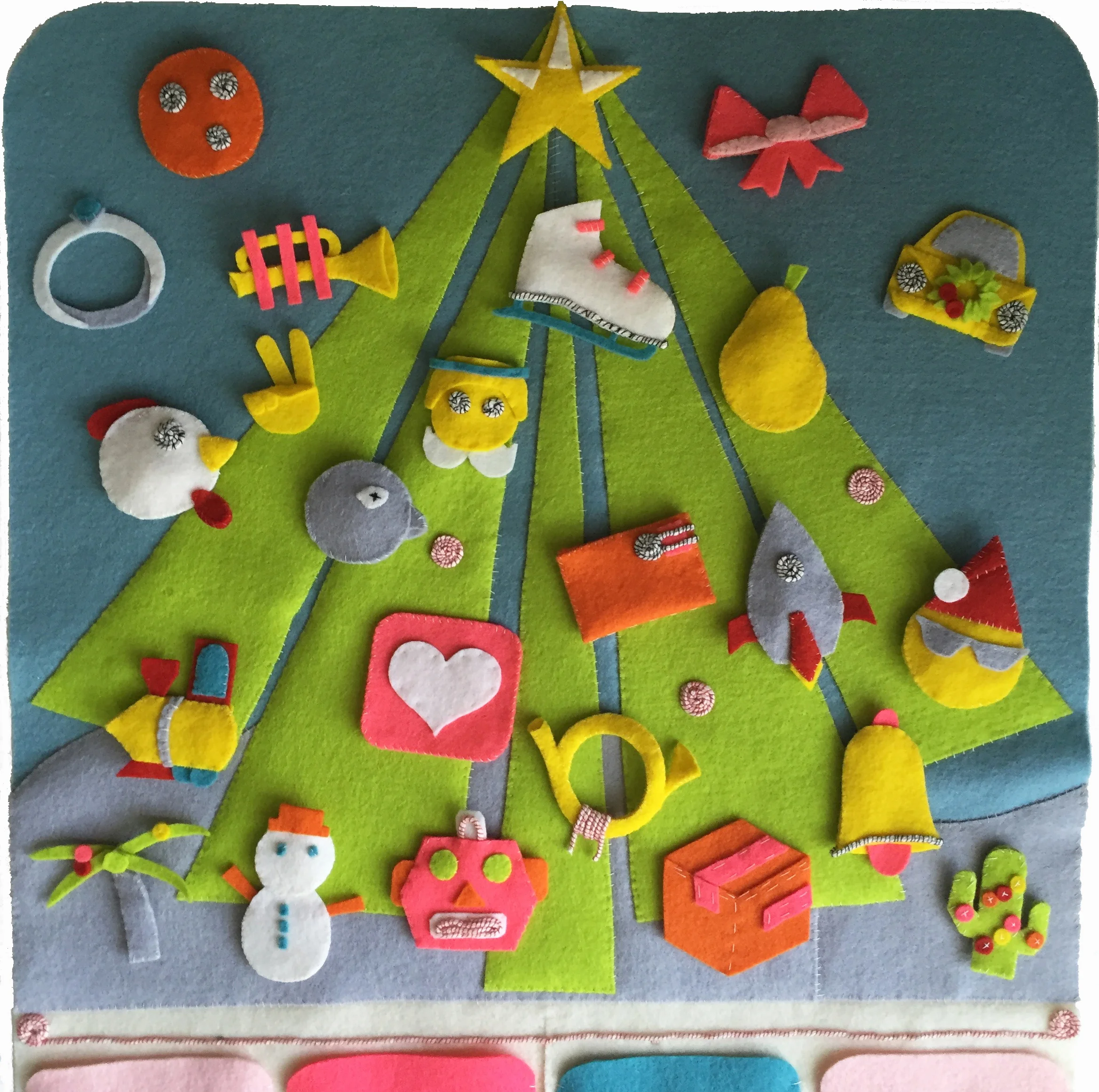 Emoji Advent Calendar by Rebecca Pitts - 01 - detail.jpg