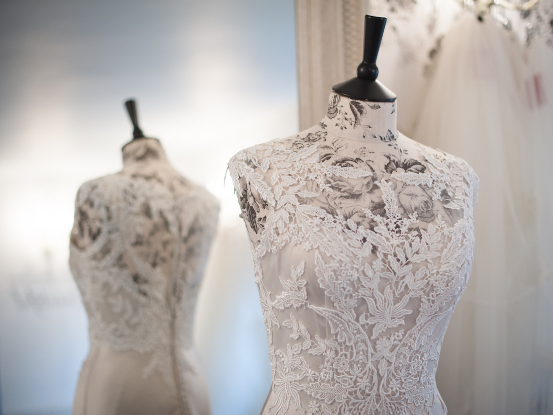 lace wedding dress.jpg