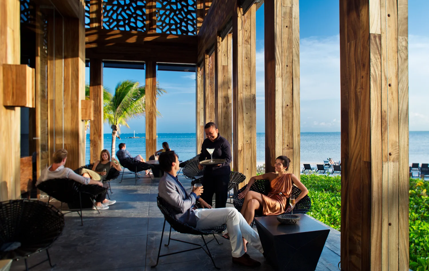 2_quentin-bacon-resort-photography-nyc.jpg