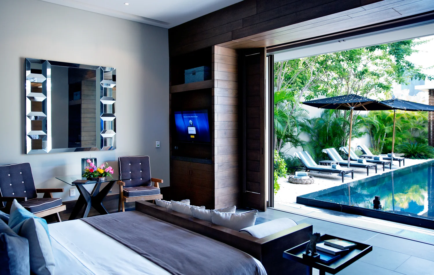 48_quentin-bacon-resort-photography-nyc.jpg