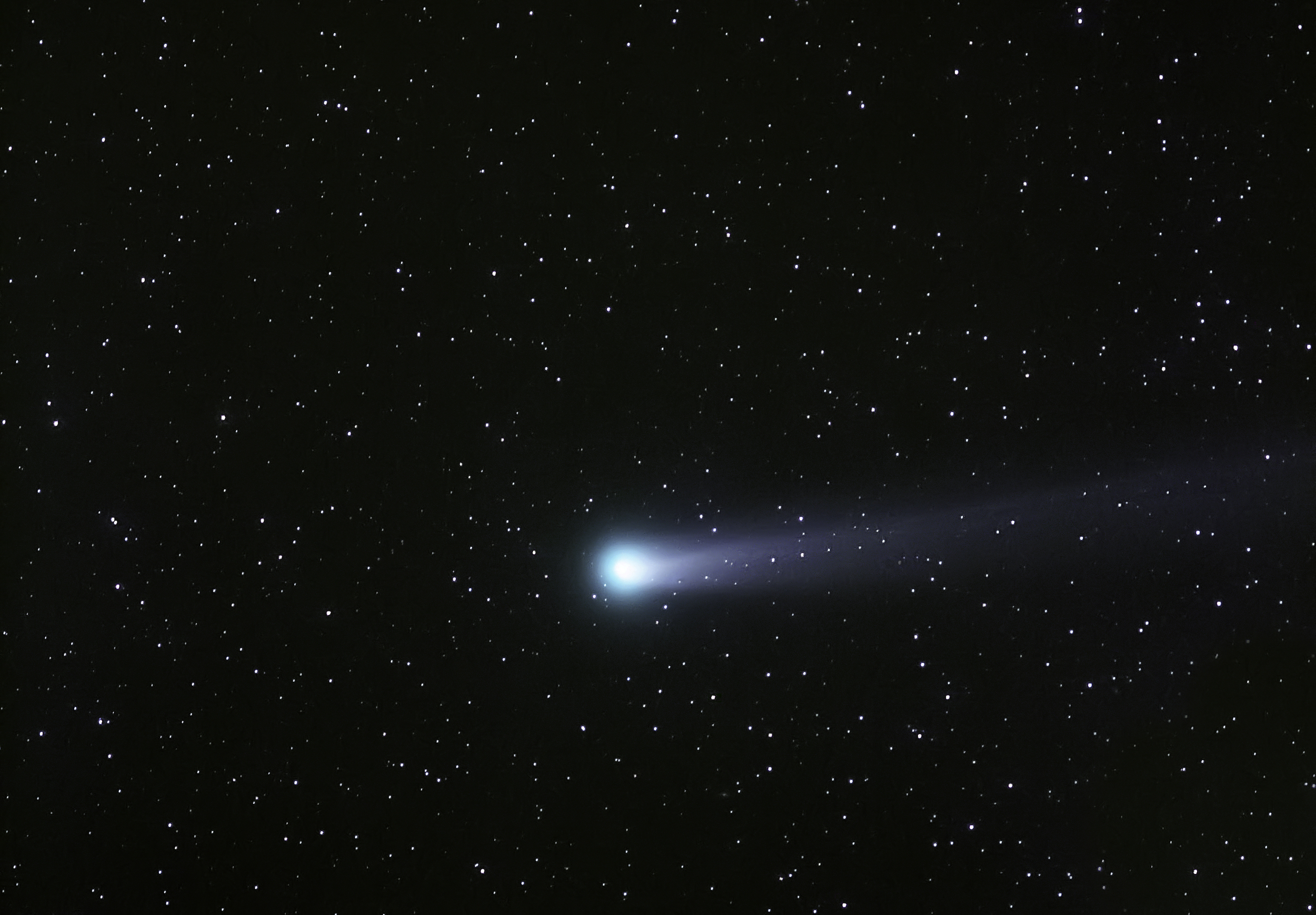   COMET LOVEJOY.&nbsp; January 5, 2014. &nbsp;I took this photo remotely from my home using my telescope in my observatory 75 miles away. &nbsp;It only took five years and countless dollars to buy the equipment and figure out how to do this. &nbsp; 