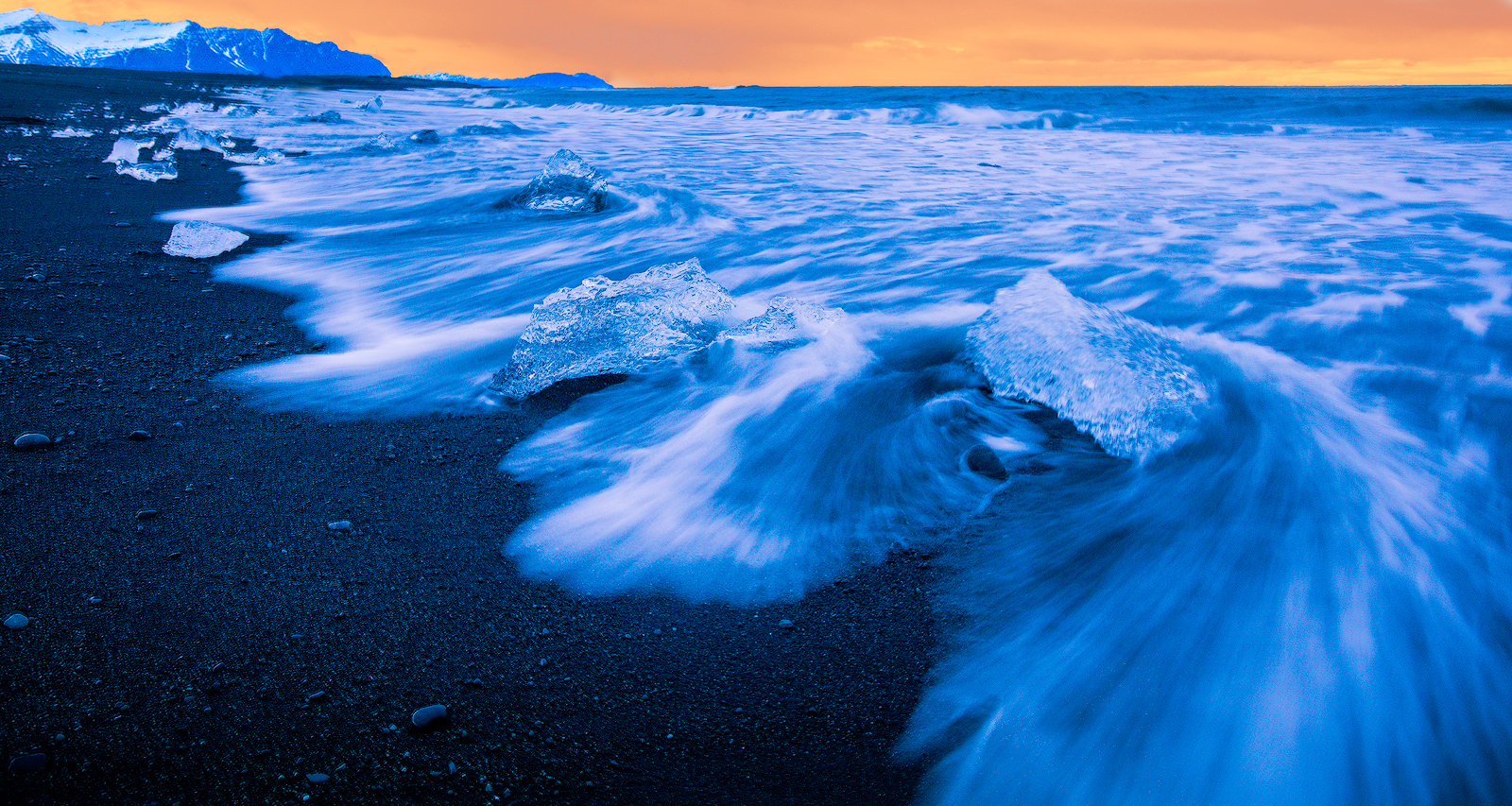   ICELAND.&nbsp;  JOKULSARION ICE BEACH.  