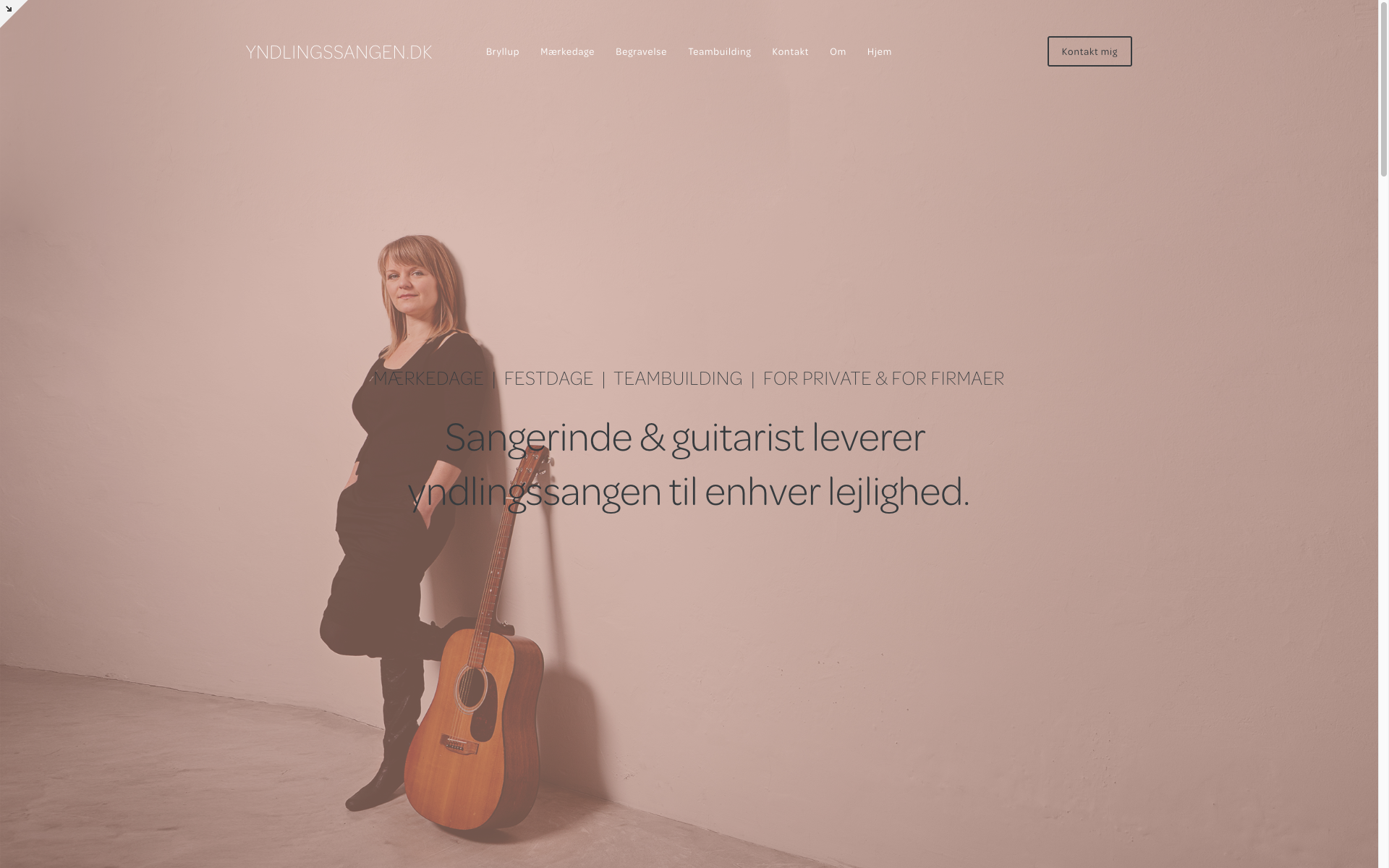 Yndlingssangen.dk’s visuelle identitet samt wedesign udviklet af Creatve Director, Christel Voss. Squarespace webdesigner og konceptmagerinde.