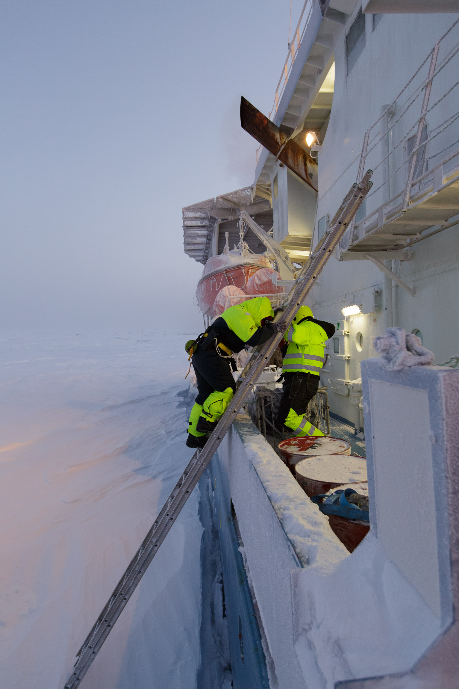 Disembarking onto ice