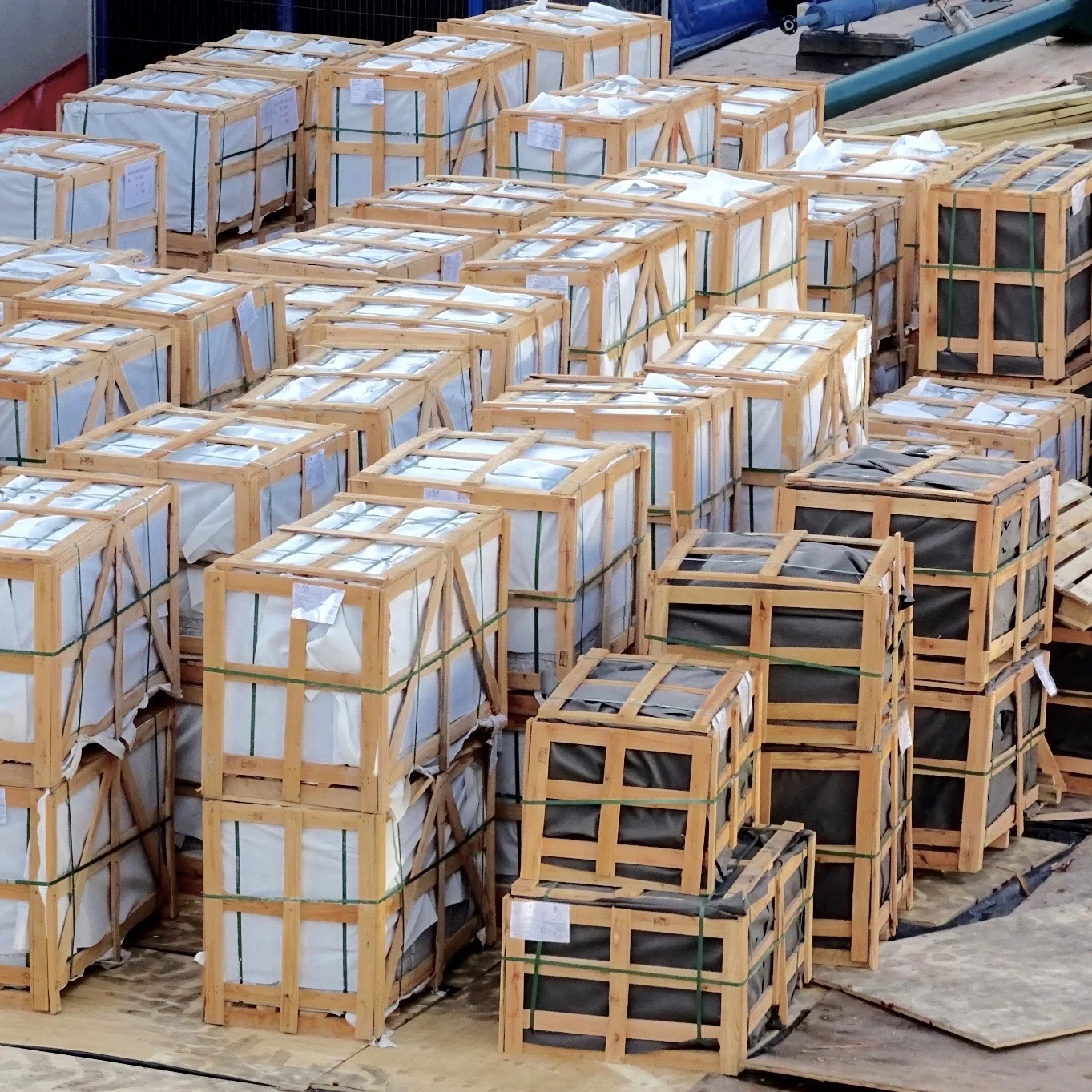 ROOM IN A BOX.jpg