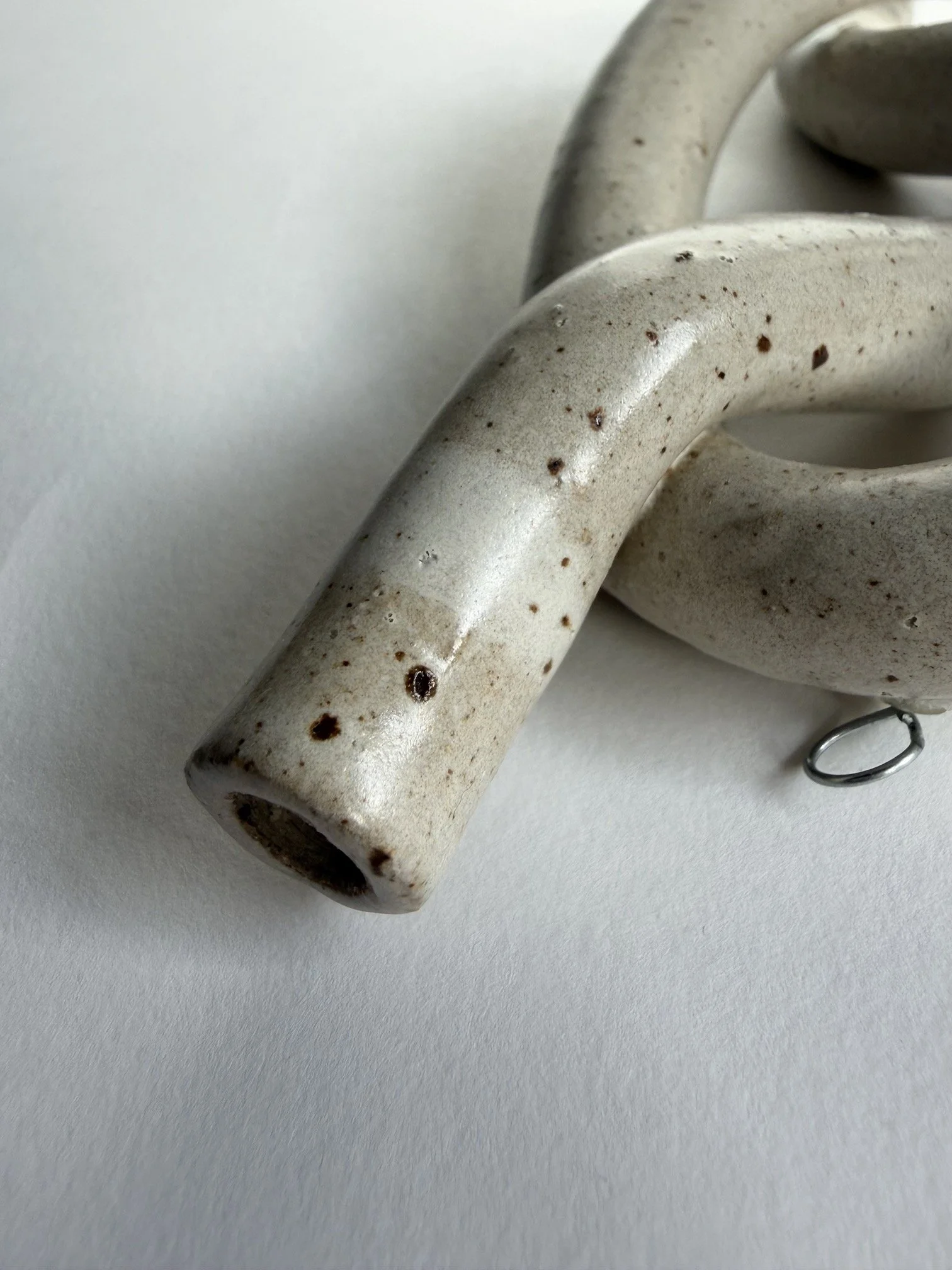 Closeup - Wall knot - Studio Janneke Ceramics London lowresforweb.jpg