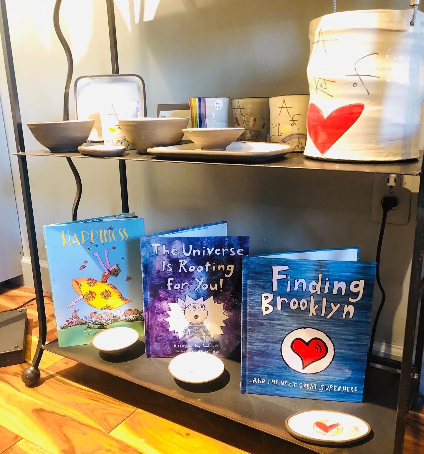 Be sure to check out the AWE-MAZING @shop_pinch in Northampton, ma 📘❤️📚🌌
Finding Brooklyn - And The Next Great Superhero
The Universe Is Rooting for You! #📘❤️ #childrensbooks #artistsoninstagram #art #book #bookstagram #books #picturebooks #child