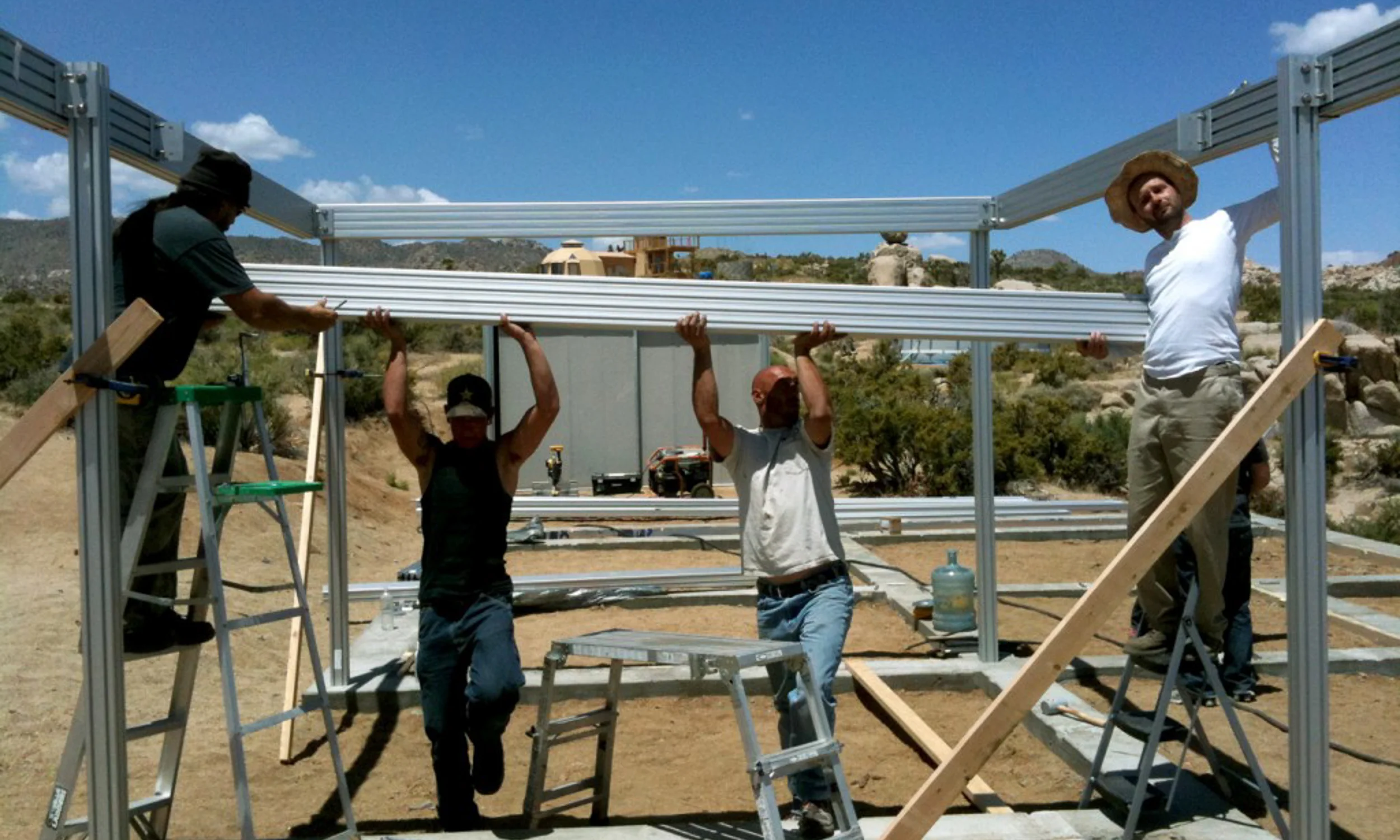 Off Grid IThouse-7.jpg