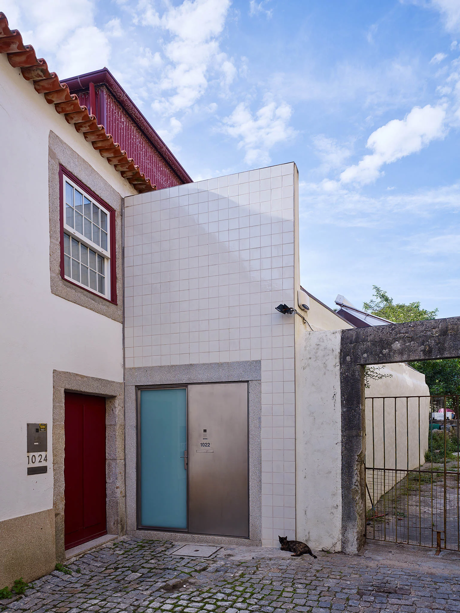 image from Brandao Costa Lima