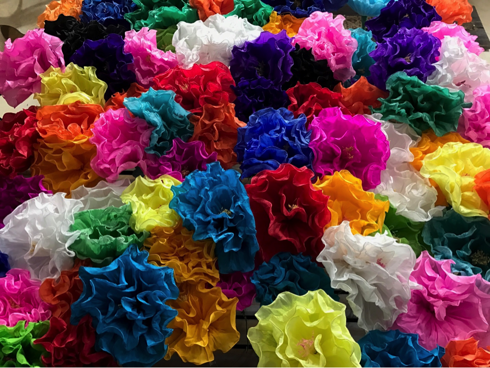 crate-paper-fiesta-flowers.png