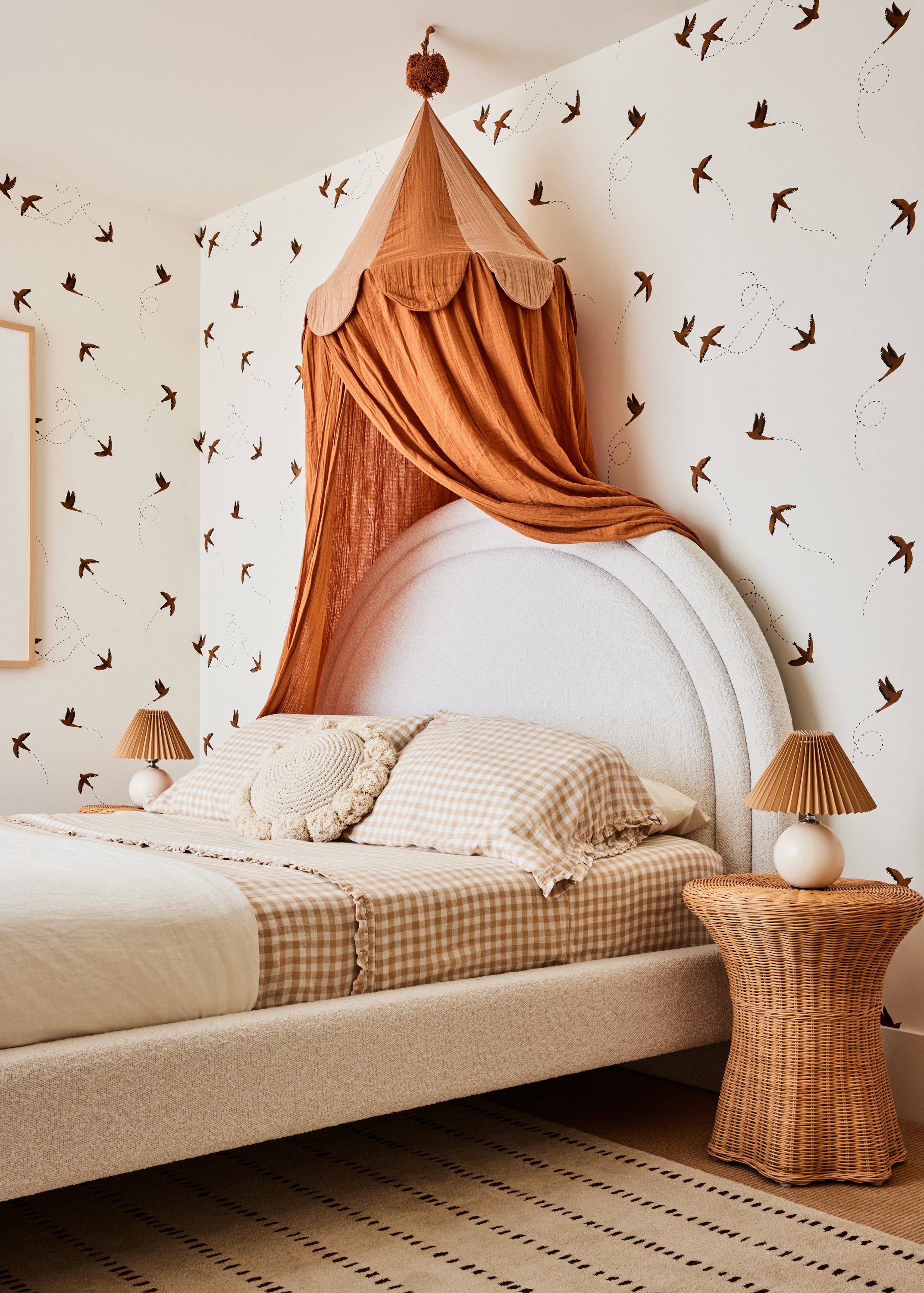 Mulberry-Modern_Bedroom-Girls_009.jpg