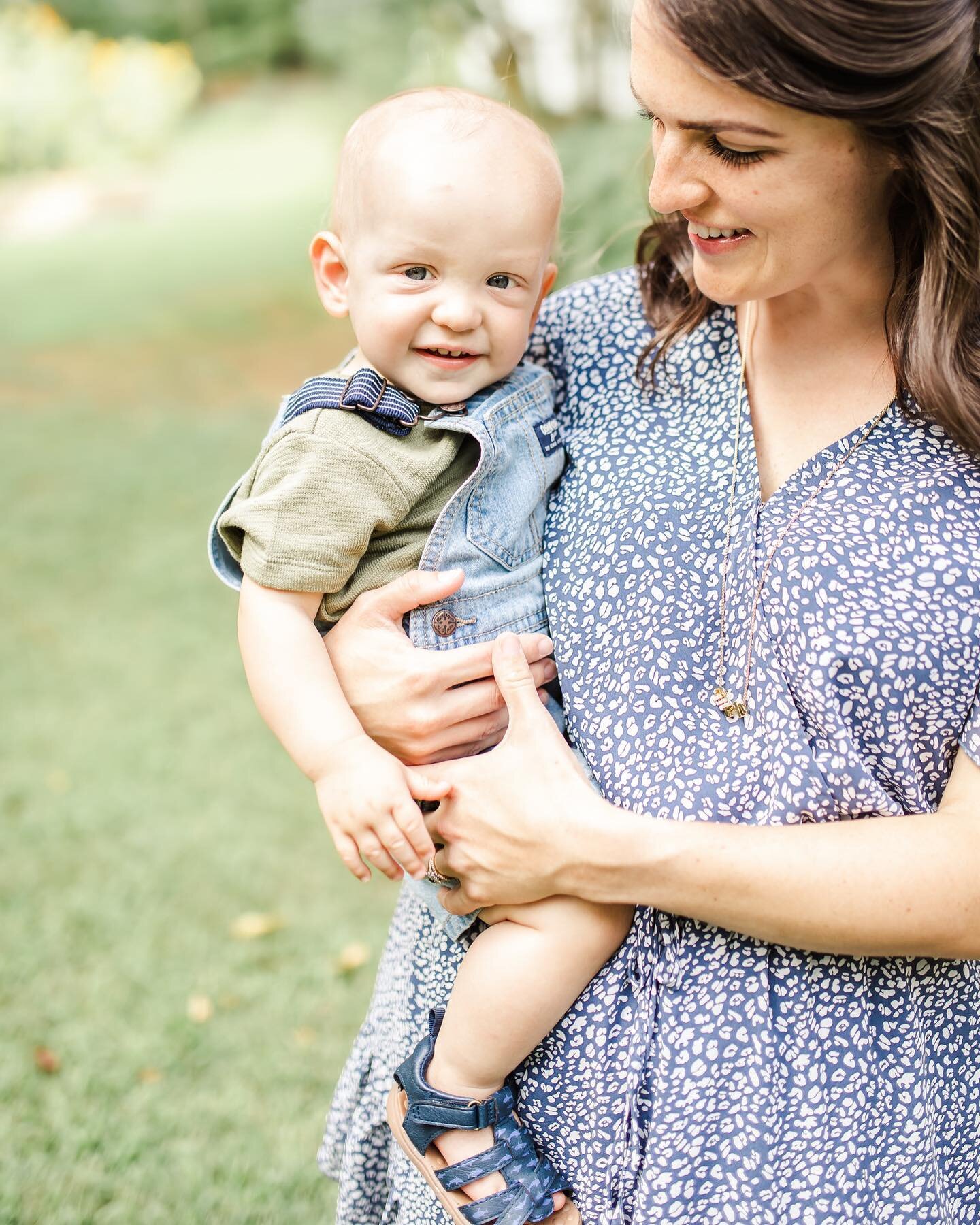 I&rsquo;ve been meaning to share our family photos done by the amazing @hannahwadephoto , we are so in love with every photo she took! This is only 10 out of so many more! She was so gracious to gift us this session which meant so much to us❤️ We had