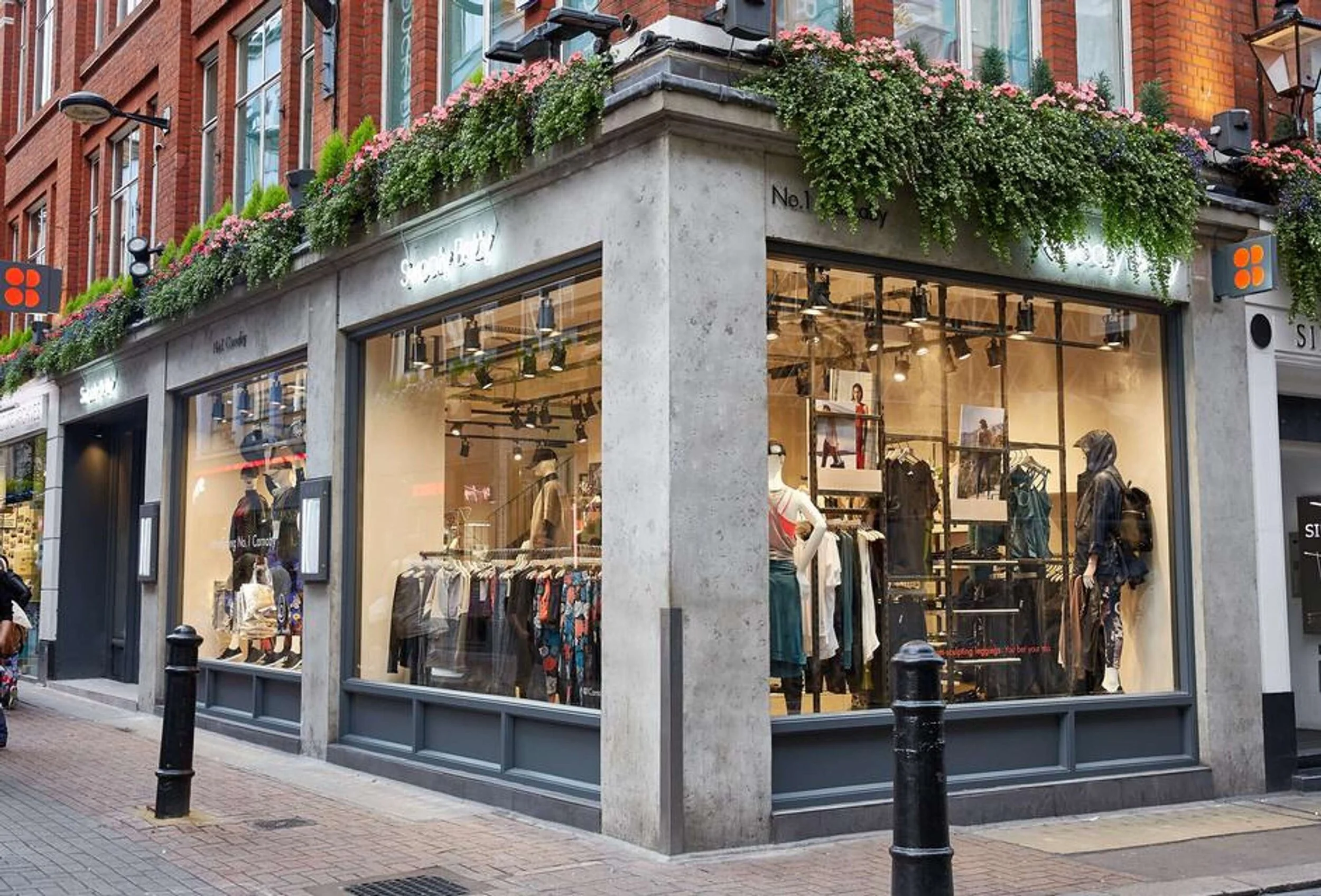 January 2020 Discover London World leader in Active Wear READ MORE