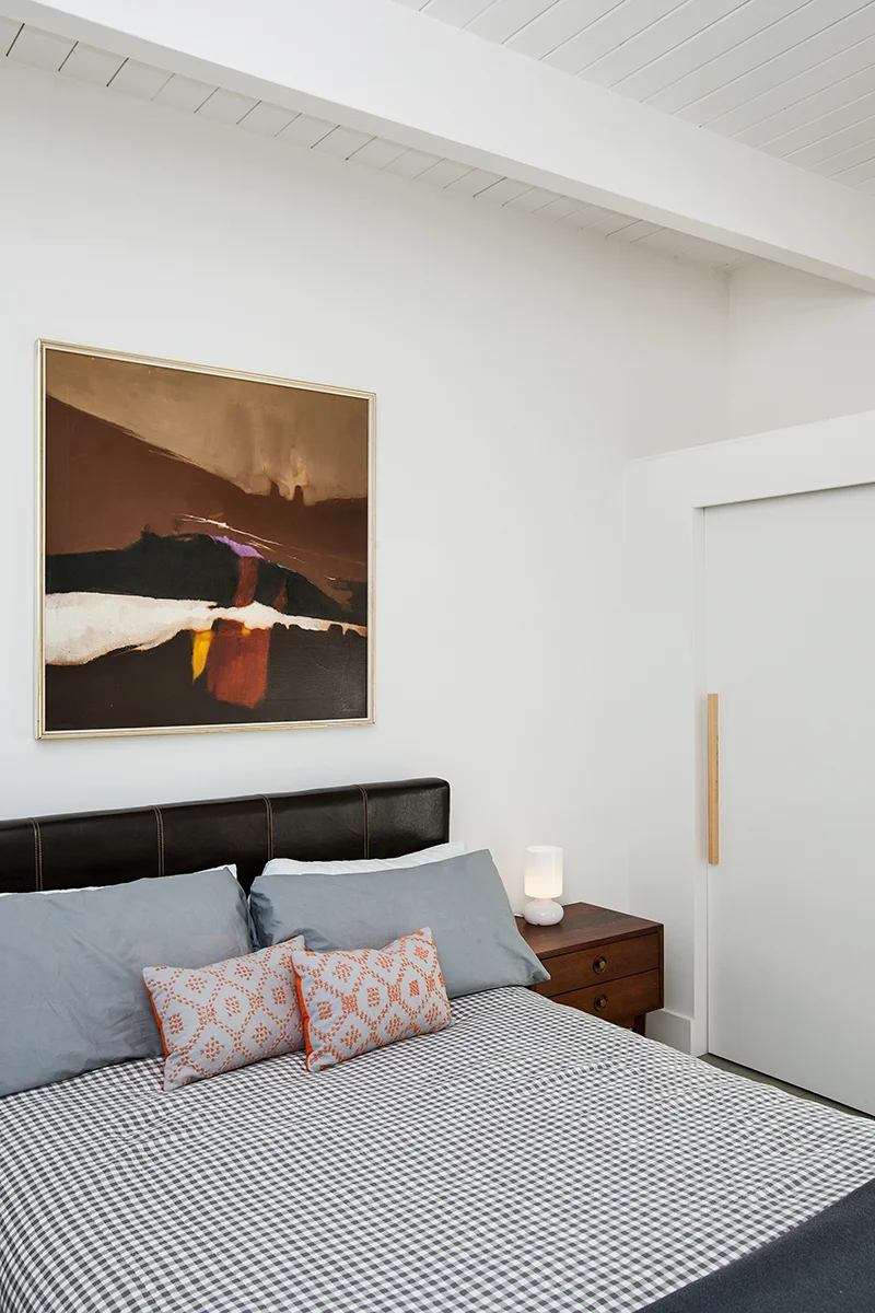Room-6.jpg