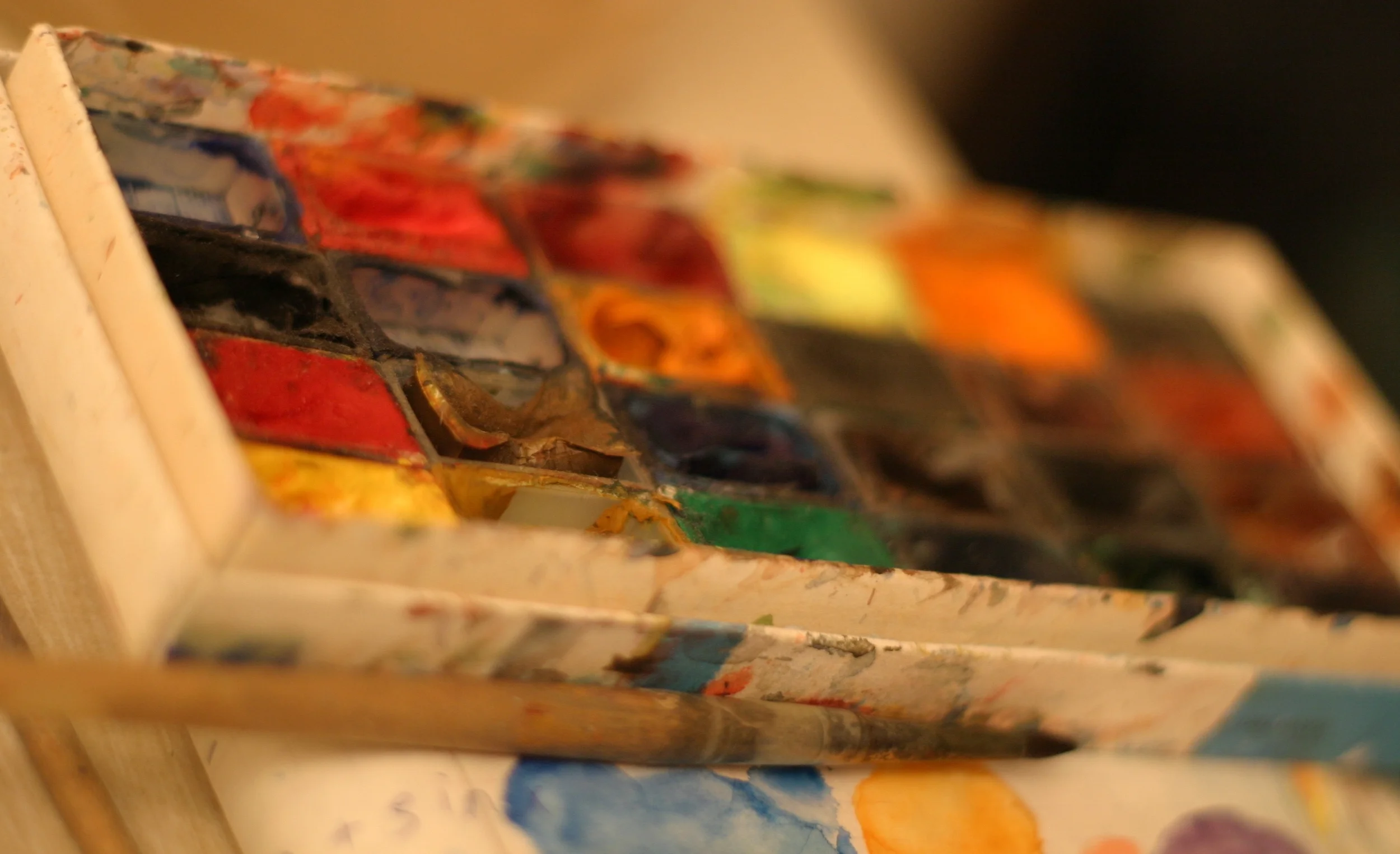 Hello, old friend. This set of watercolor paints I was given by my high school teacher when leaving my home town, Tomsk, and moving to U.S. with my family.