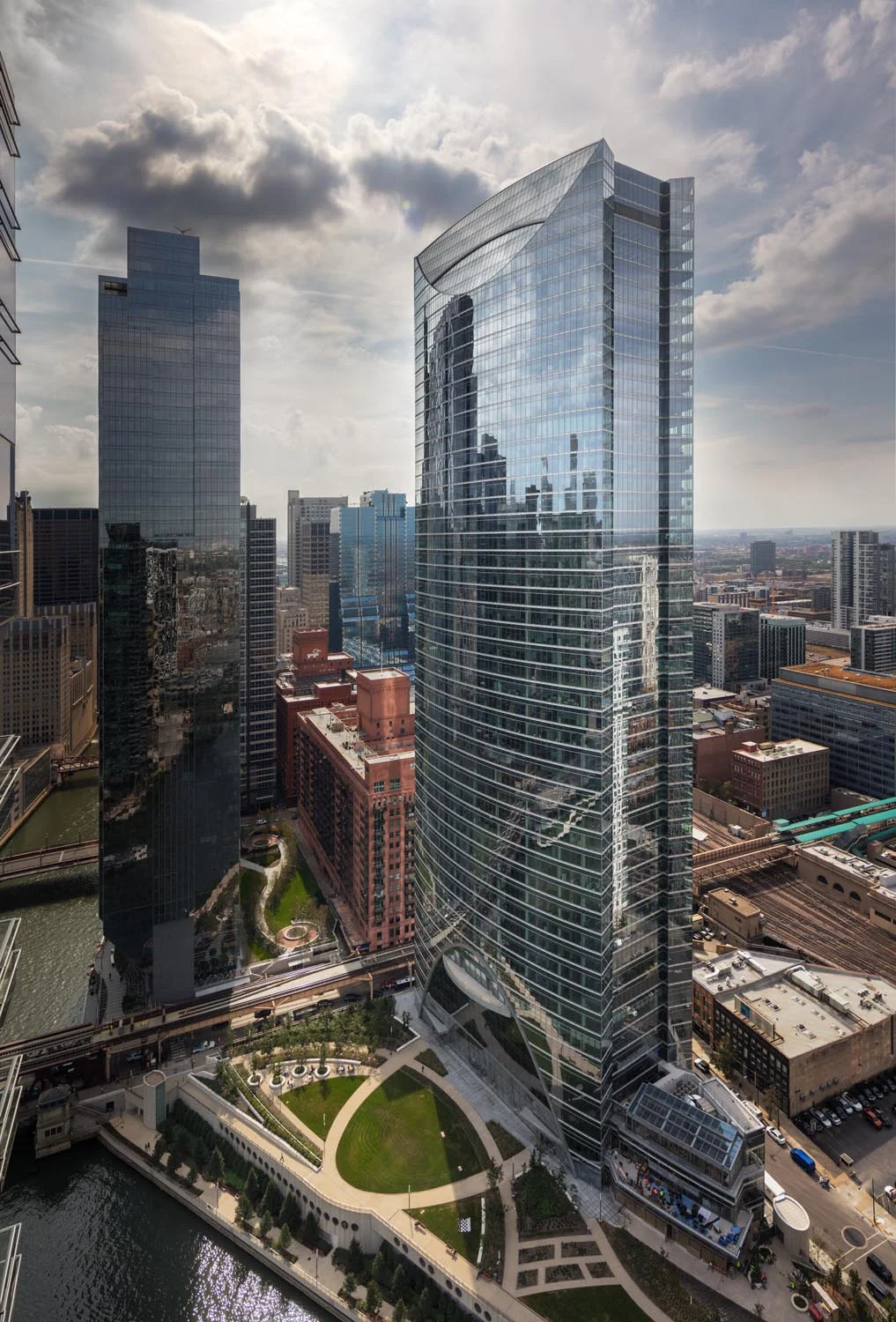 River Point Chicago, IL Pickard Chilton