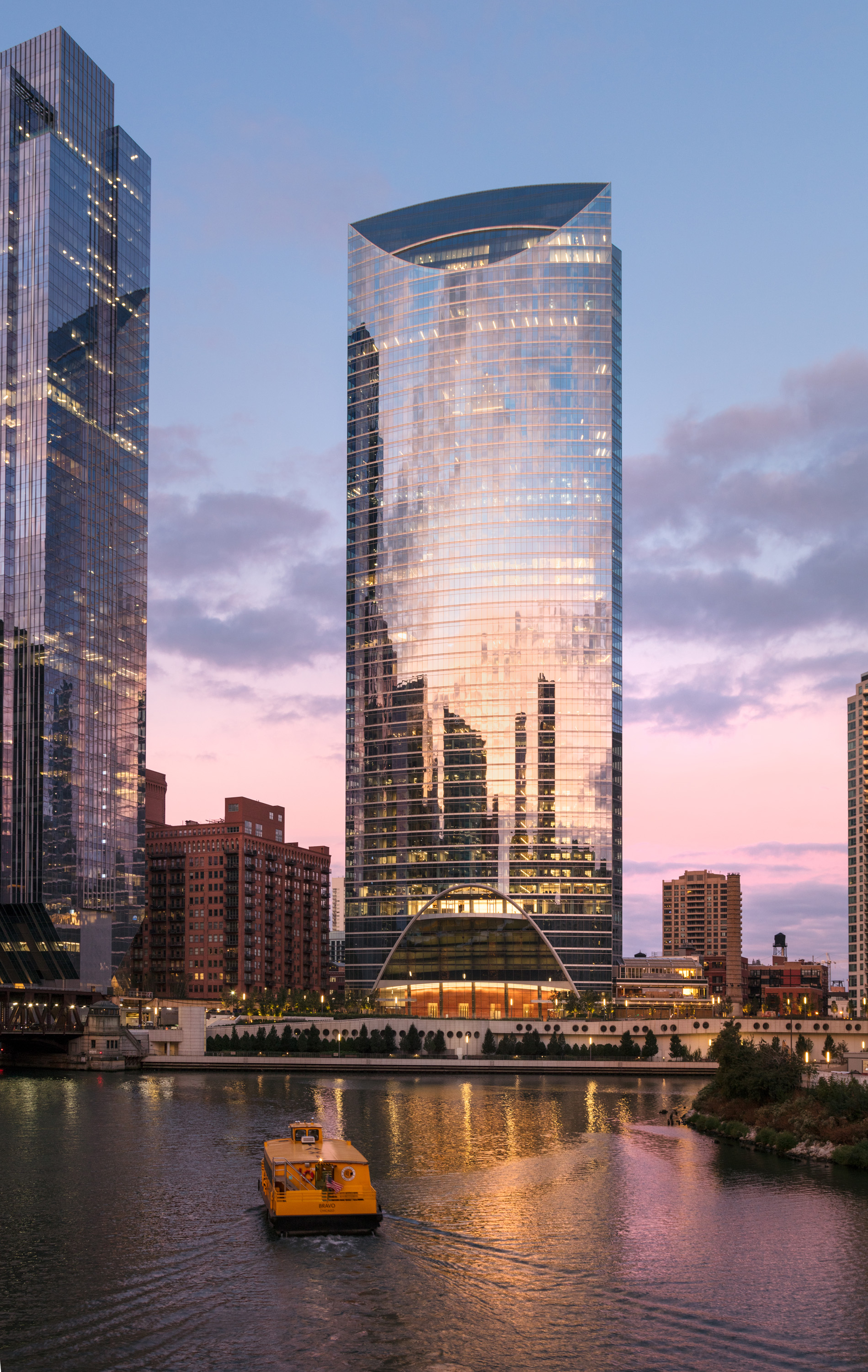River Point Chicago, IL Pickard Chilton