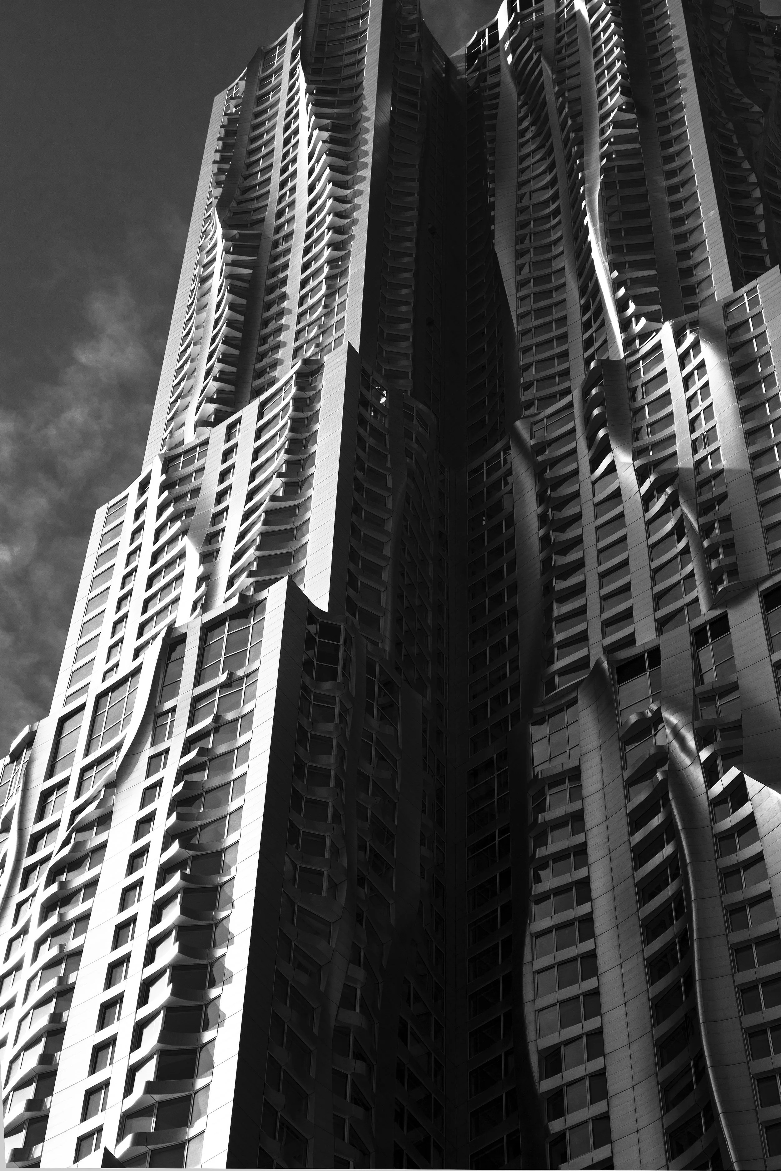 2011DS40.405bw.jpg