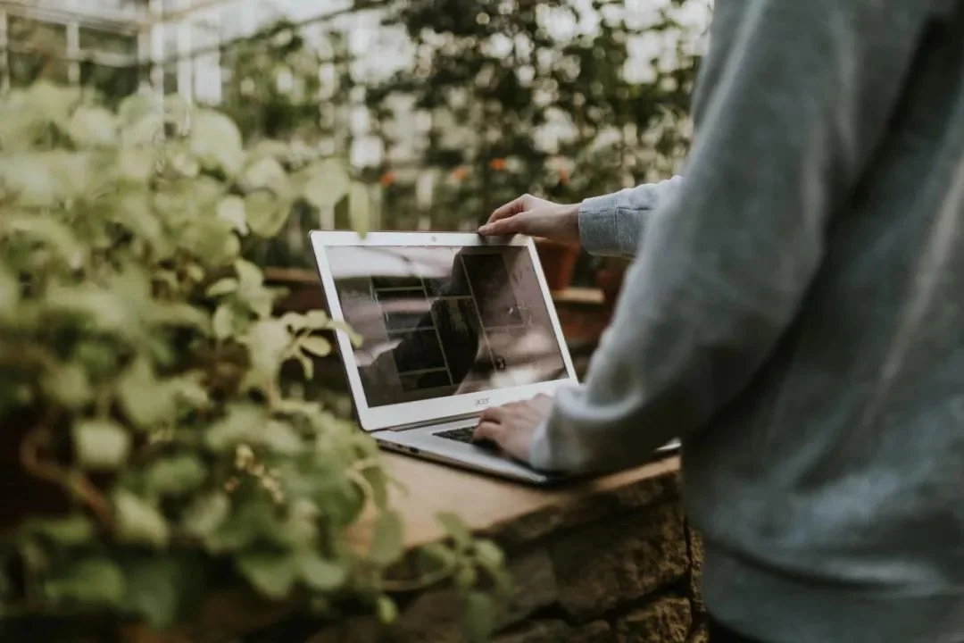 coworking remote work jobs.jpeg