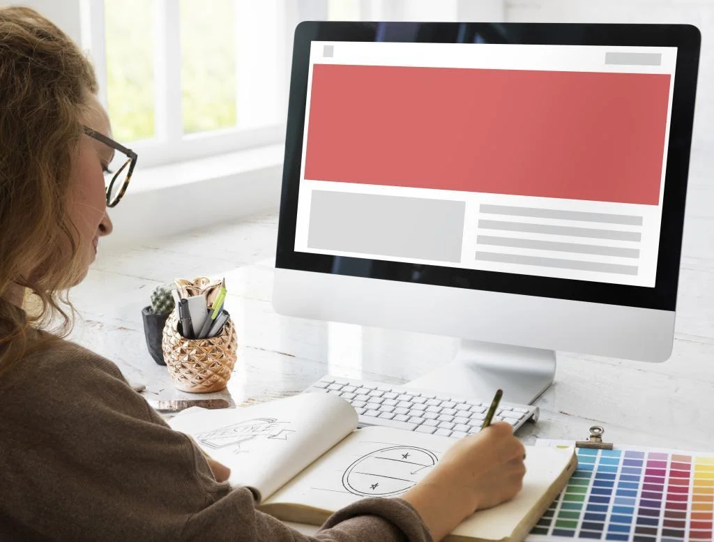 Working as a remote web designer means you need more than tools to create beautiful designs - you also need resources to stay connected to the team you are working with.