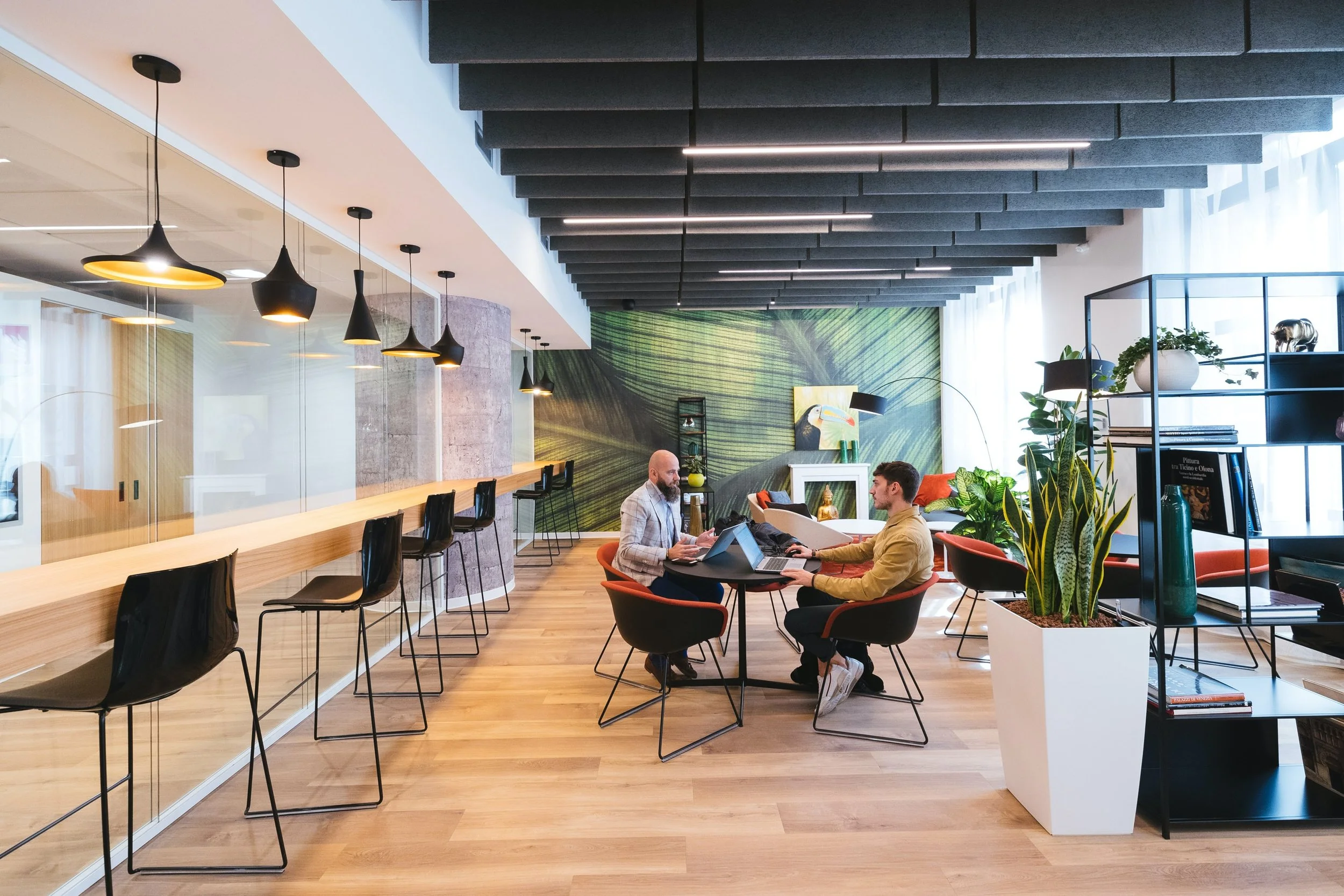 Benefits of Coworking Spaces for Remote Workers