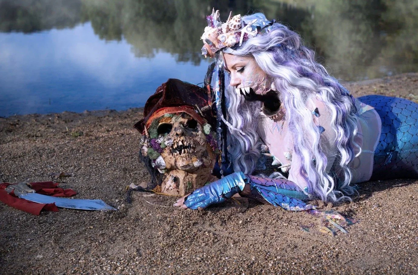Ghostly Pirate & The Spooky Siren