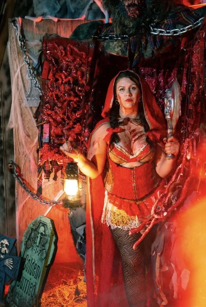 Big Bad Wolf vs Red Riding Hood