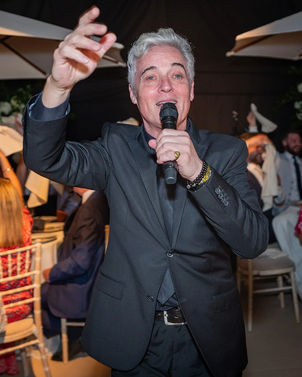 Singing Waiters-13.jpg