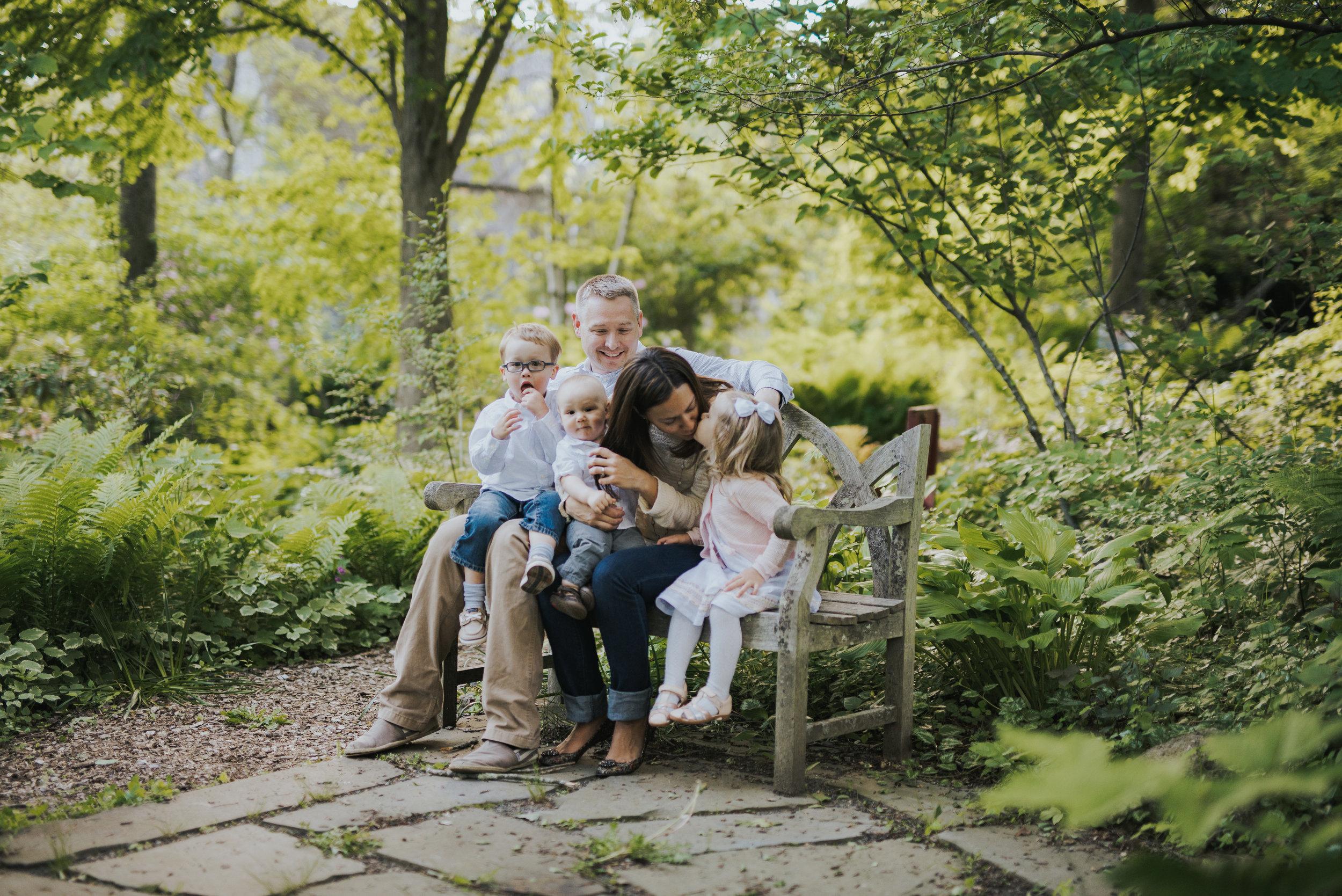 Family in park in Ridgefield,Connecticut Lifestyle Family Photography