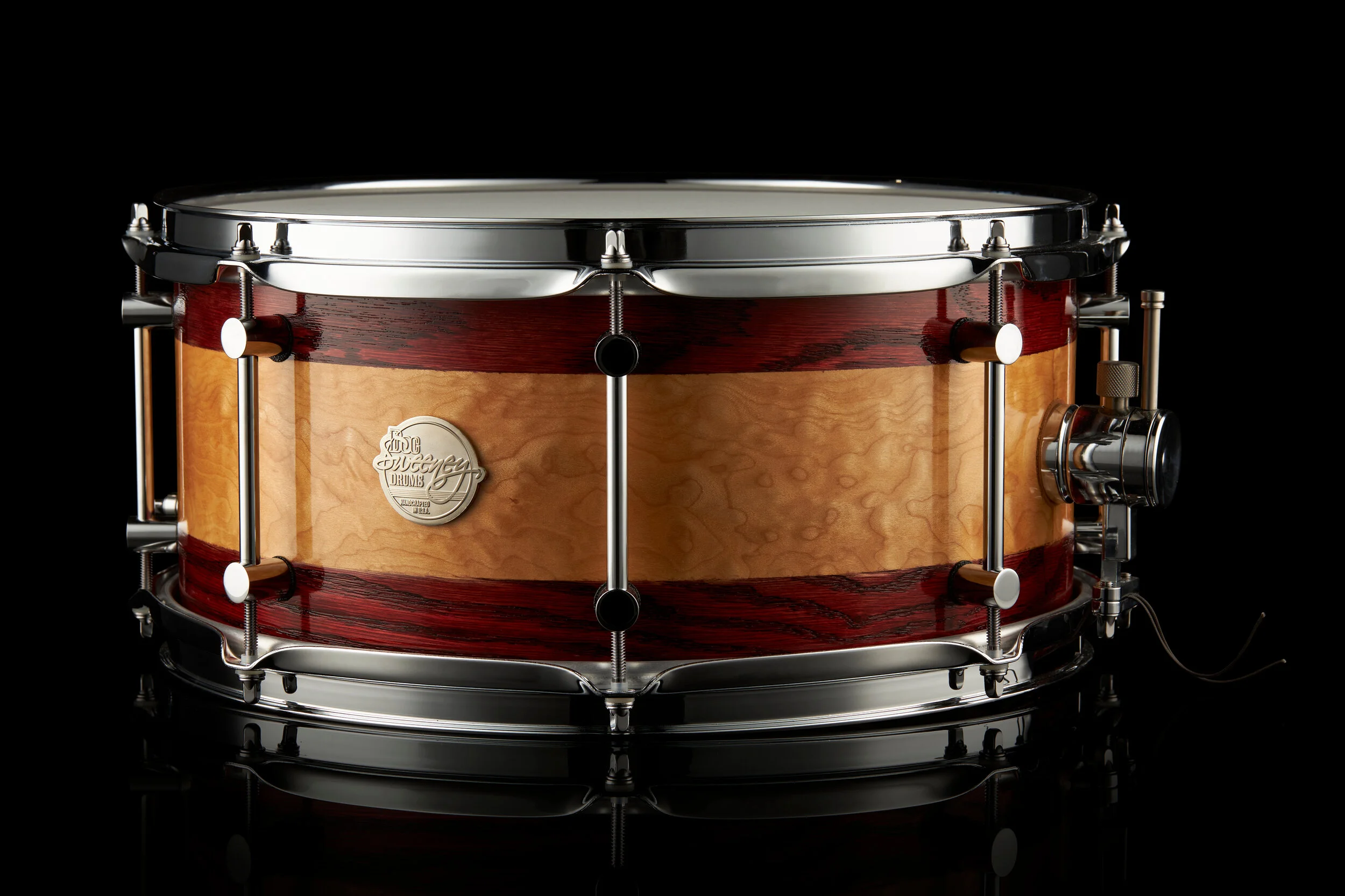 Between 14x6.5 Red Oak and Quilted Maple.JPG