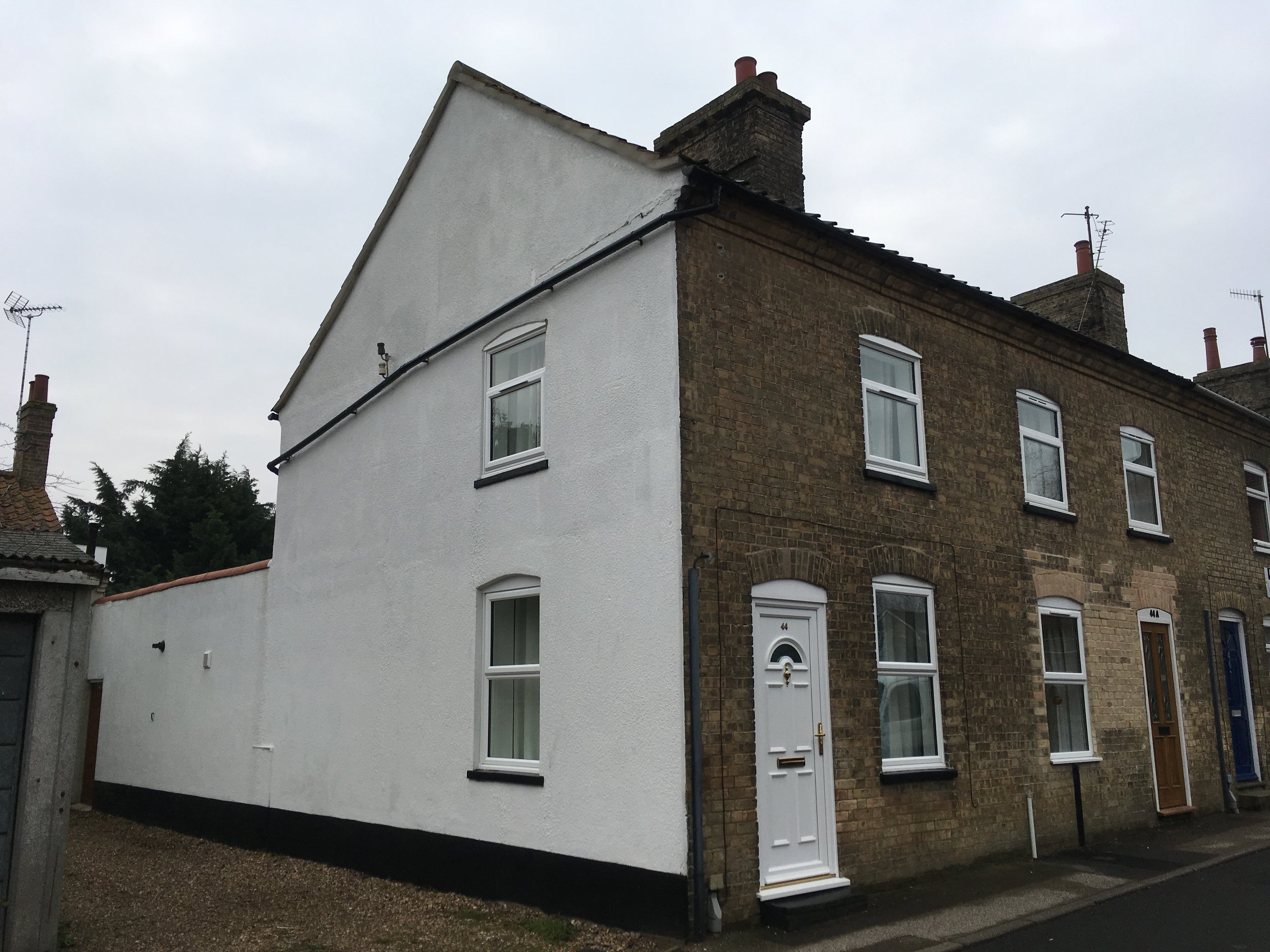 FINISHED FRONTAGE