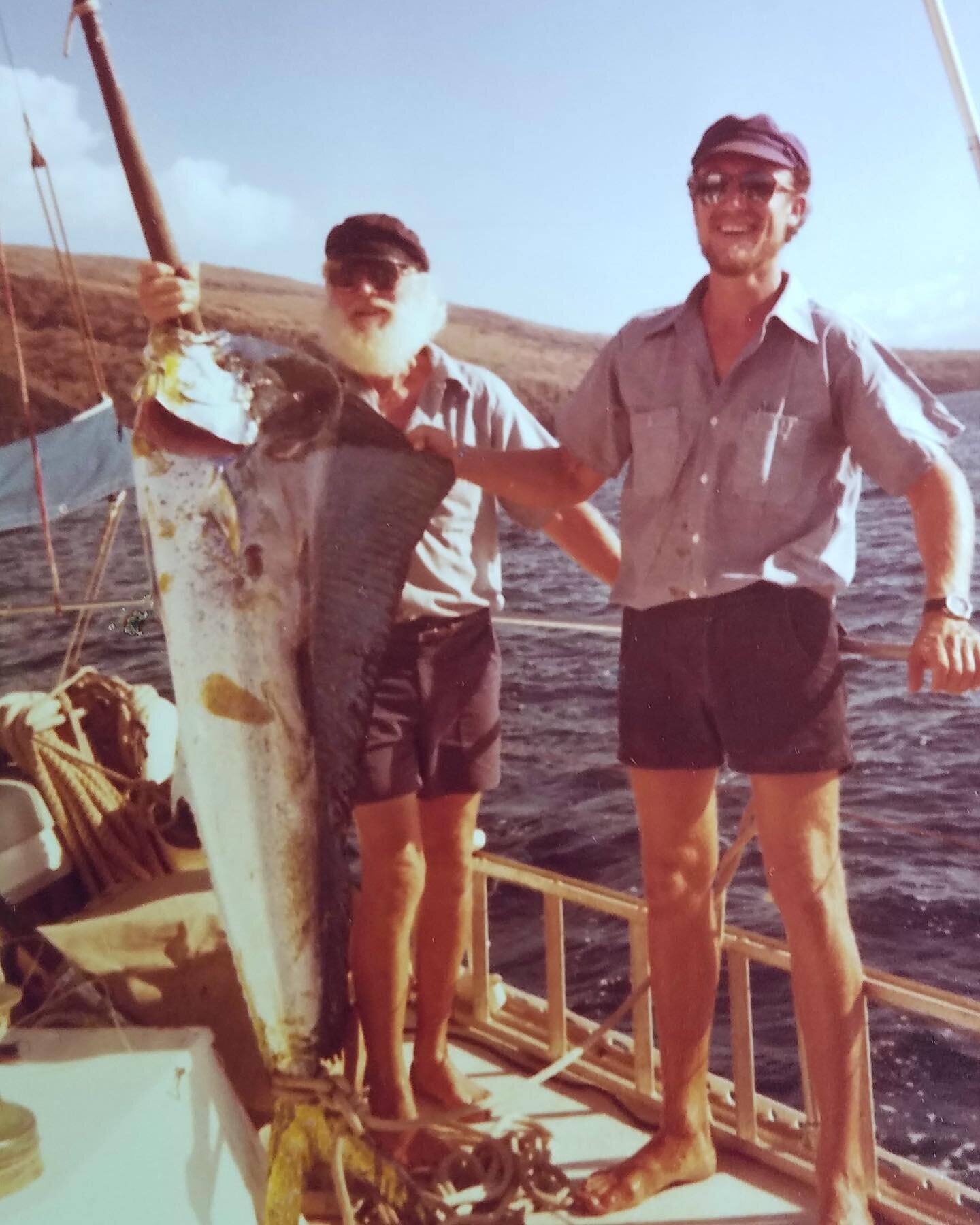 Nothing like fresh fish for dinner! Especially when it&rsquo;s the fish so nice they named it twice 😉

Captain Eldon Coon and son Jim all smiles with a huge Mahi Mahi catch back in the 70s 👏🏽👏🏽👏🏽 

Stay tuned for more flashbacks each Friday fr