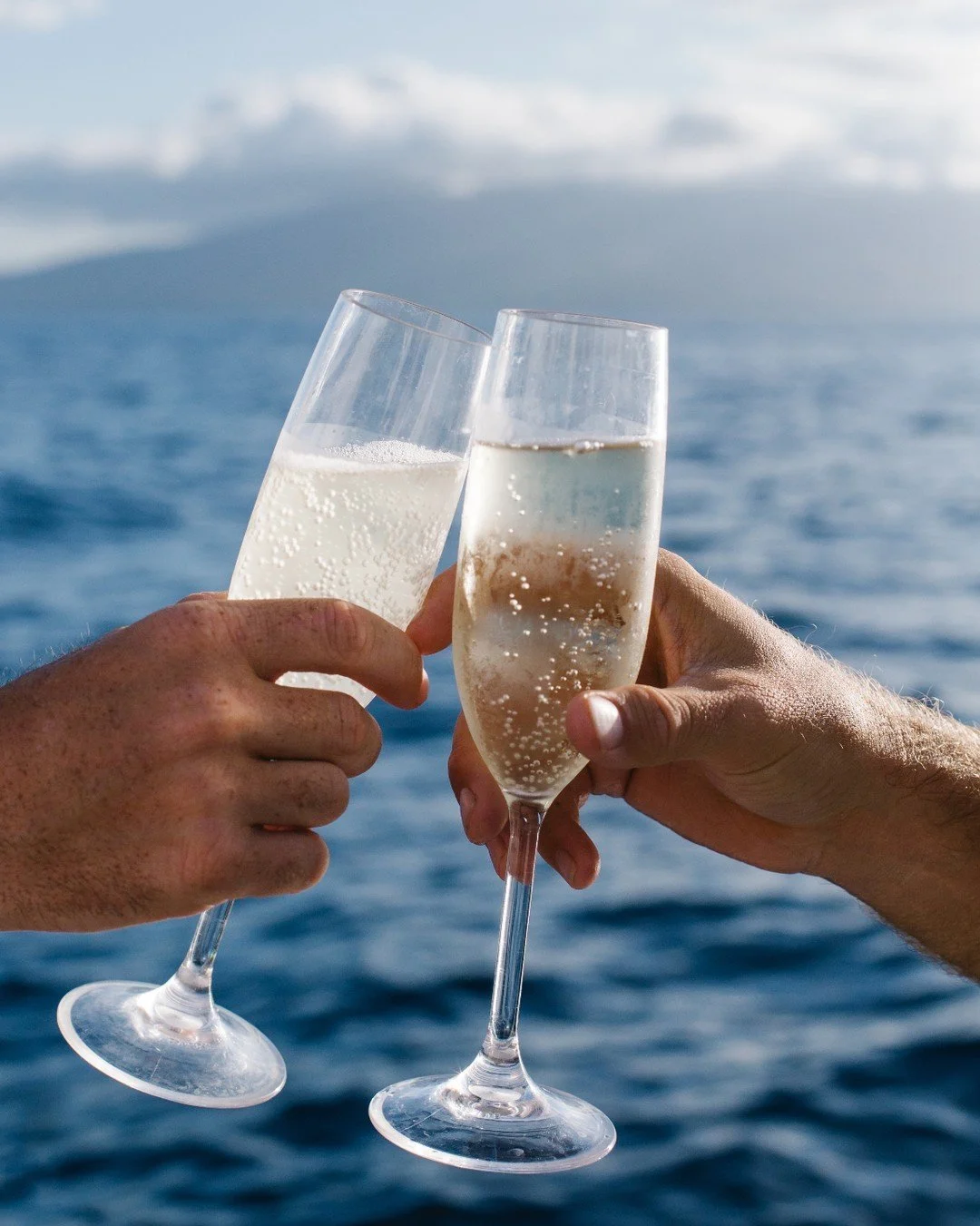 Happy Wedding Week 🥂🤍

Let the celebrations begin with a @sailtrilogy &quot;Sail Before the Veil&quot; 💍

As your special day approaches, let us take care of you with a private sunset dinner sail for your wedding party. ⛵

@islanddreamproductions 