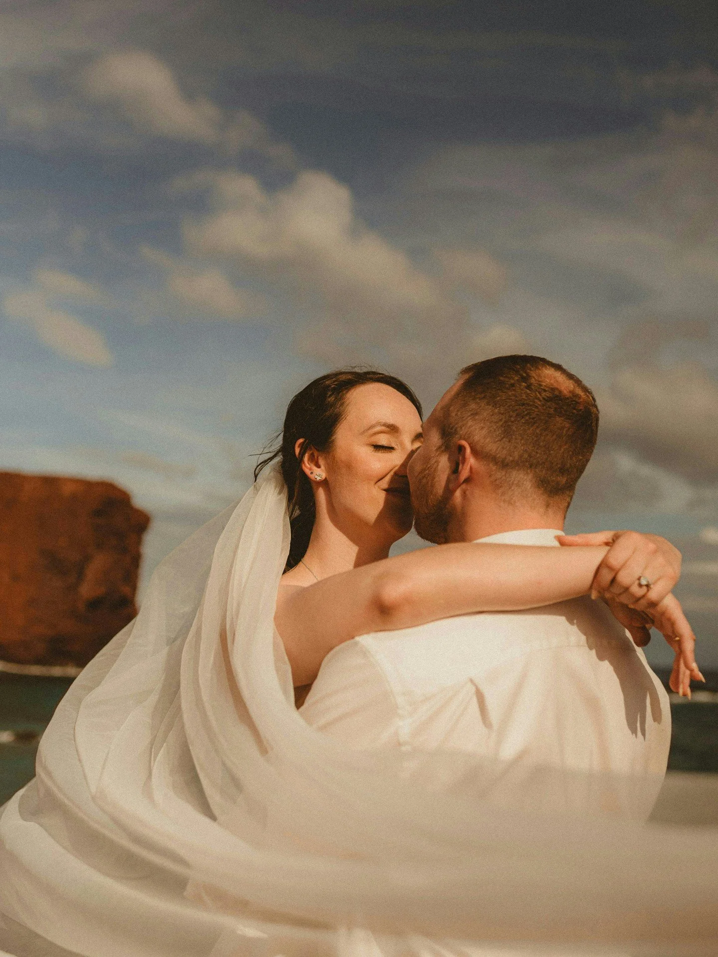 Jessica &amp; Jim 💍  Wedding at Hale O Manele on Lānaʻi 💕 

Congratulations to this lovely couple from the Trilogy Ohana. 

Photo Credits: @thecapturedexperience
