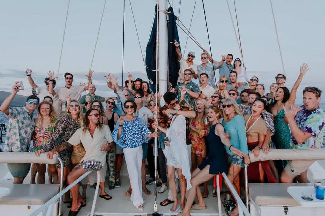 Last Sail Before the Veil✨ 

"A sunset sail with Trilogy was such a great way to kick off our wedding weekend. The crew was great and kept the vibes fun and upbeat for everyone. Watching the sun set over the water together was an unforgettable m