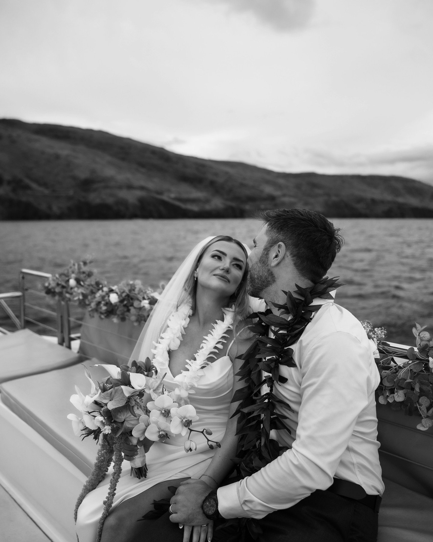 Weddings at sea have a way of creating these quiet little moments in-between everything else.

Just the two of you, the ocean, and a second to finally take it all in together. 🤍

Photographer: @thecapturedexperience