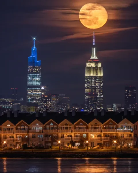 2022-moon-pictures-mira.webp