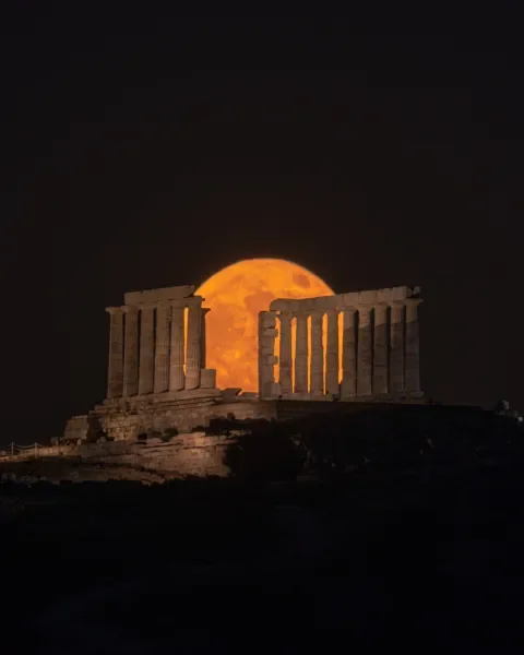 2022-moon-pictures-george-meletis.webp
