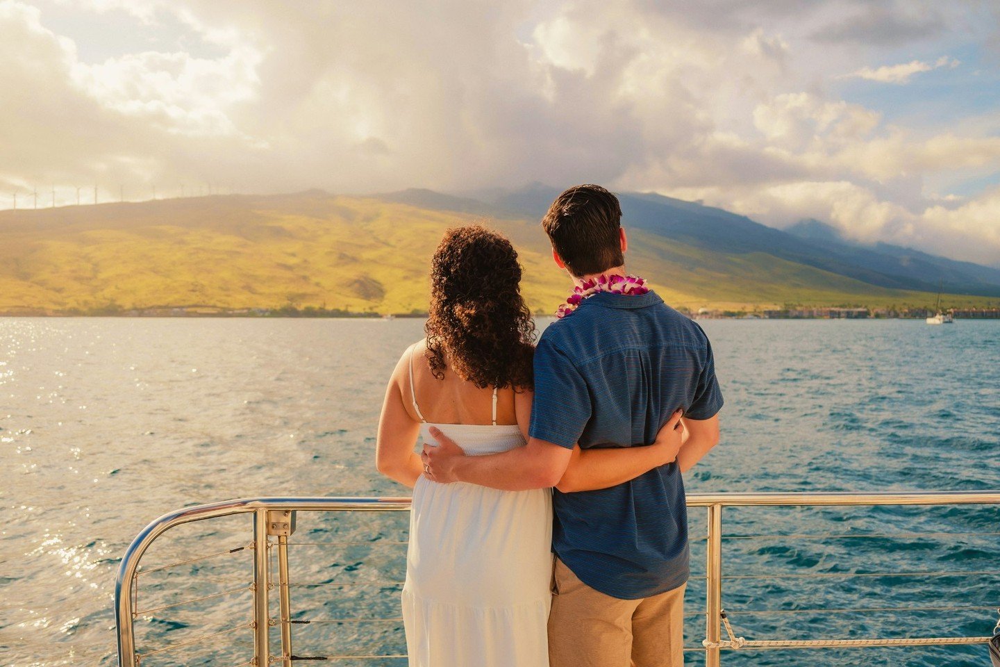 Easy to be thankful when you&rsquo;re surrounded by the ones you love, out on the water as the sunset spills across the horizon. 🤎

This Thanksgiving, gather around the table with family and let us take care of dinner. Our special Thanksgiving menu 