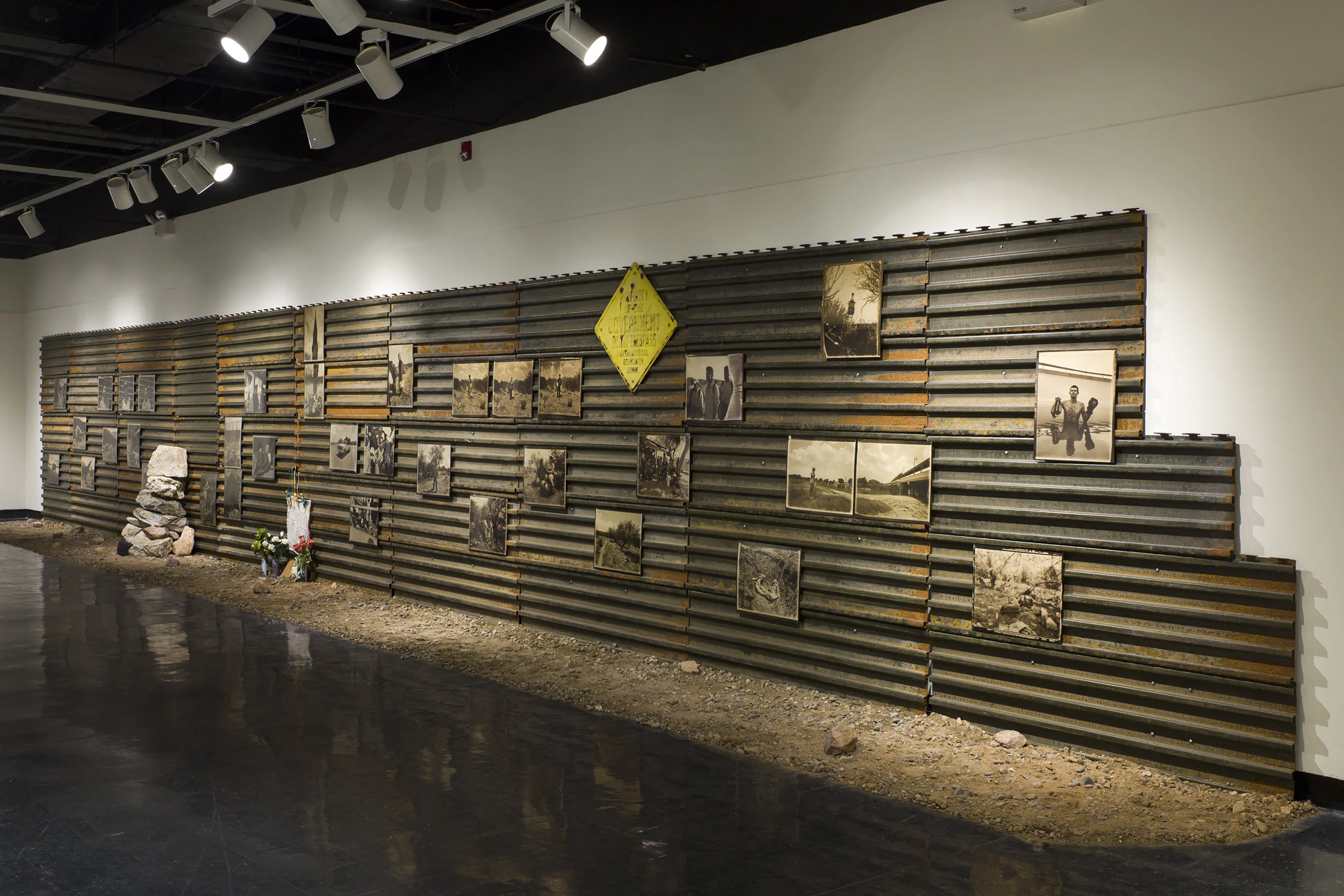 Estamos Buscando A ( installation) at New Mexico State University
