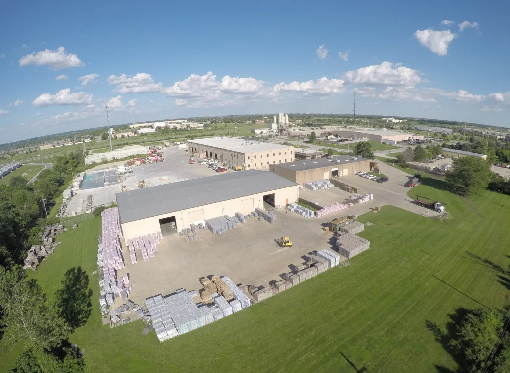 8190 Hedge Lane, Shawnee, Kan.