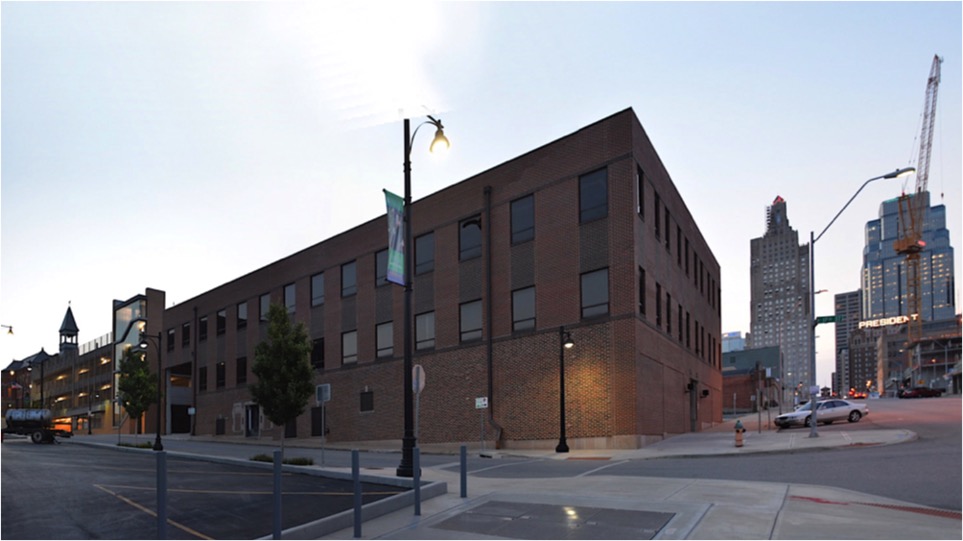 BNIM’s planned living headquarters aimed to transform this old warehouse at 1640 Main Street, which Scranton calls “the ugliest building on the block.”