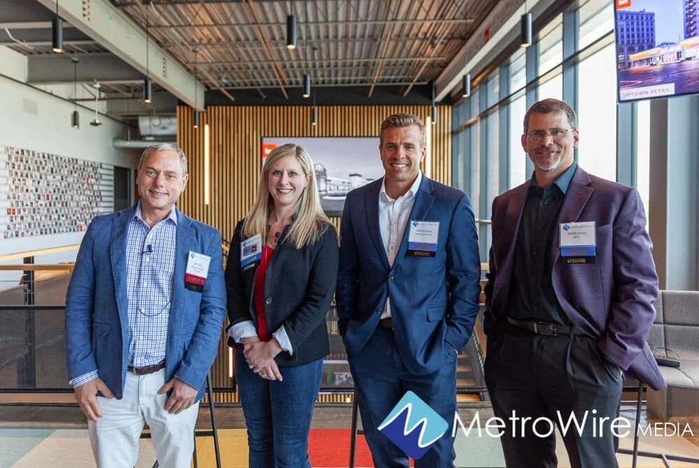 Panelists weigh survival of brick and mortar in e-commerce world