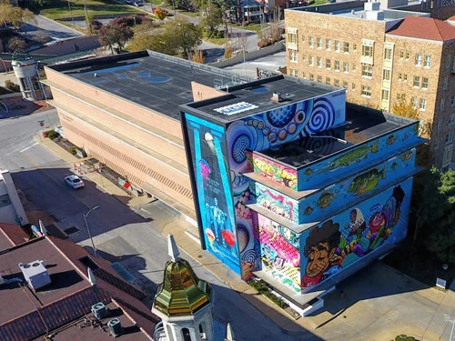 Phase 2 of Plaza Parkway Building mural begins