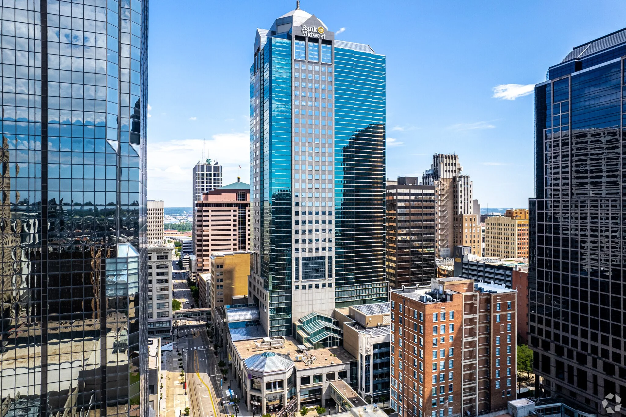 Downtown KC skyline buildings undergo evolution for new era